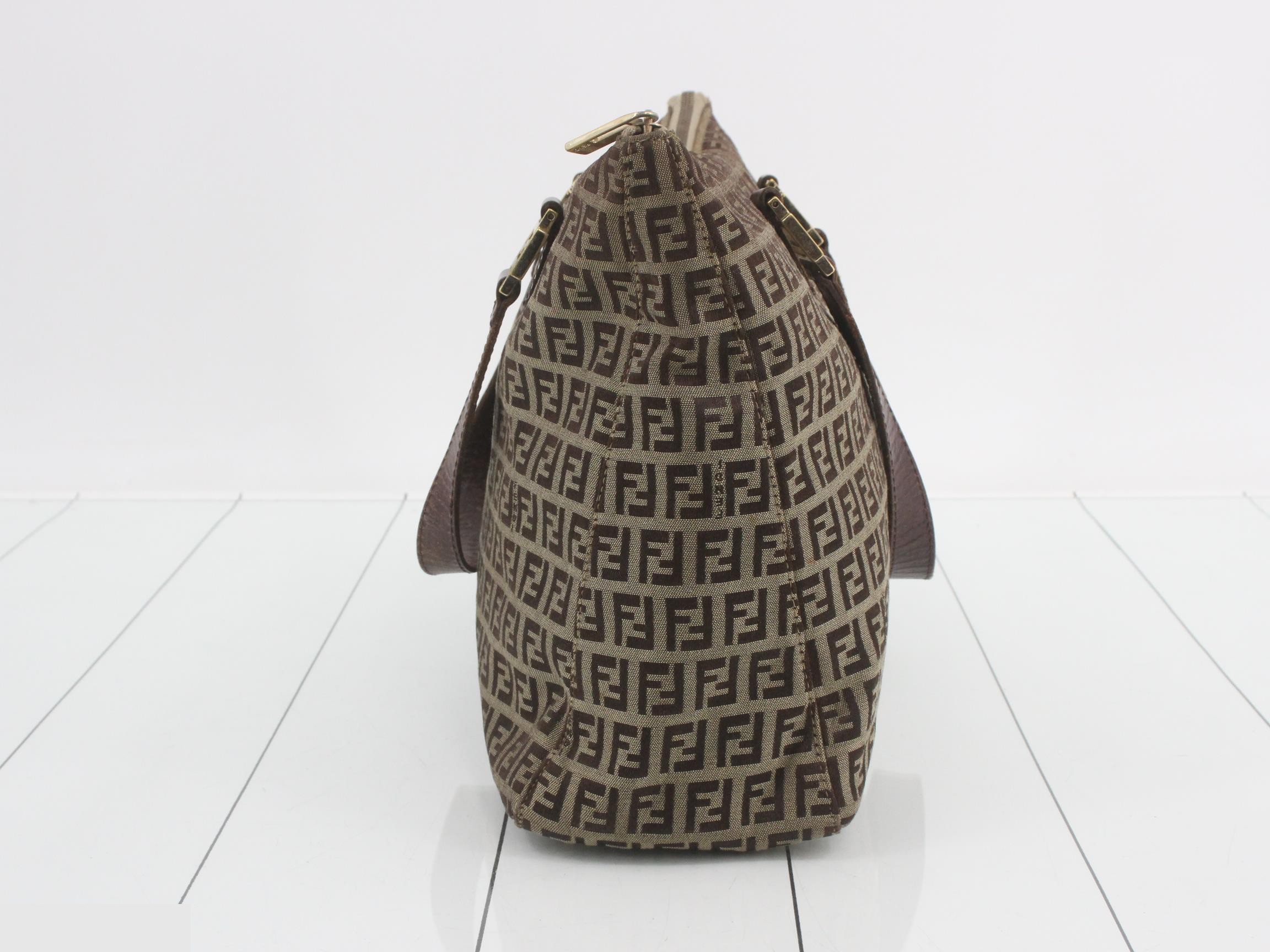 Zucchino Leather Tote Bag — view 4
