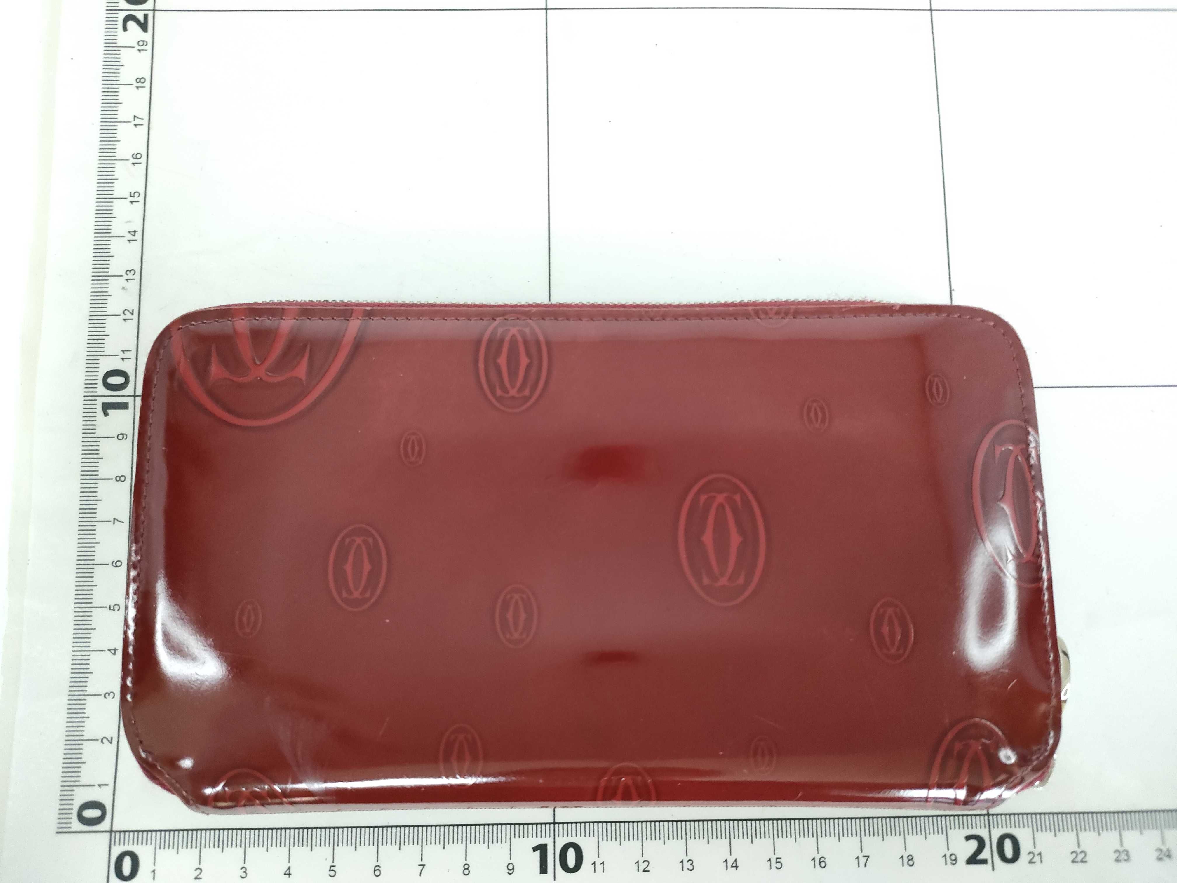 wallet, box, warranty card. — view 2
