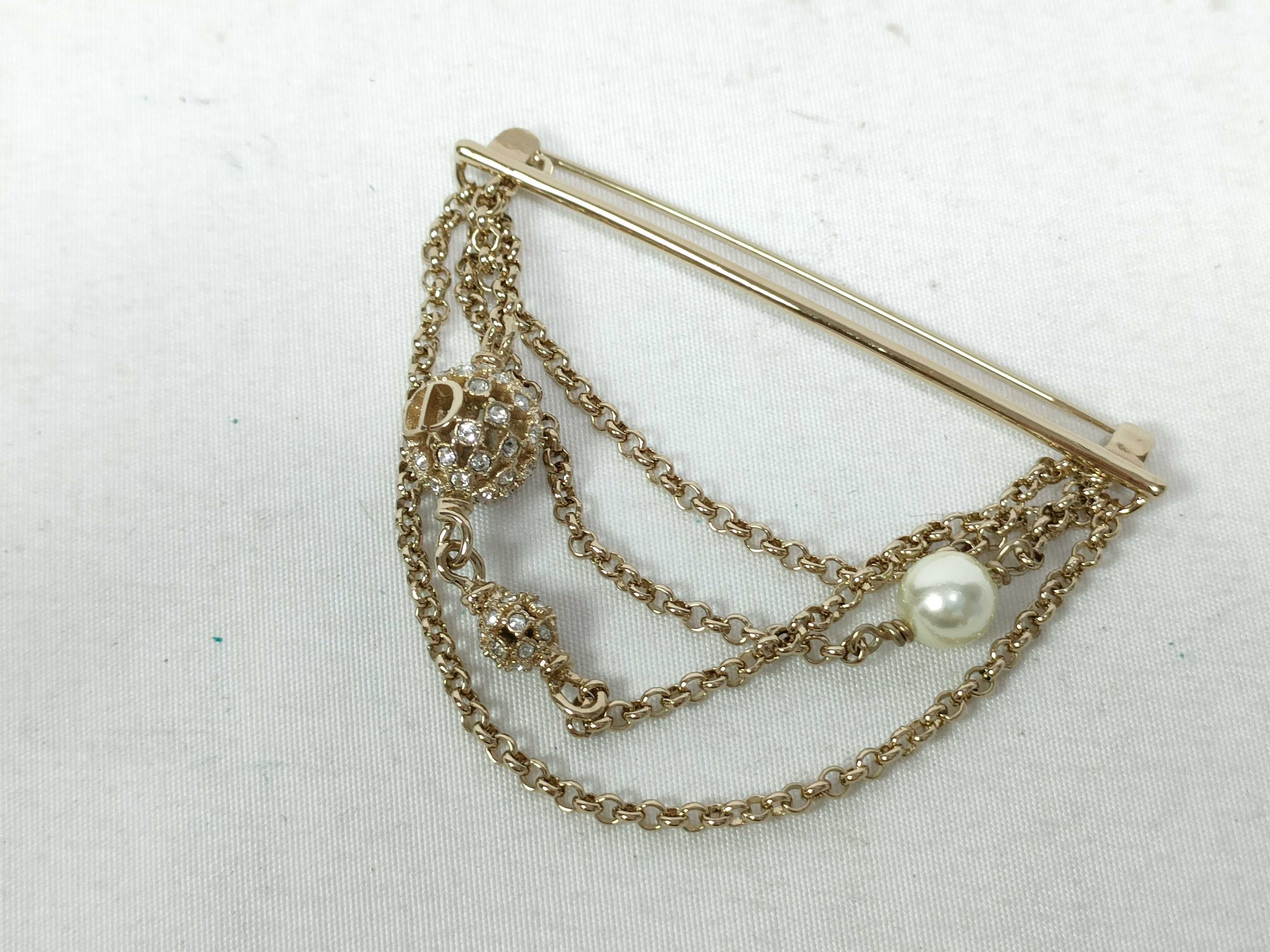 Pearl Chain Pin Brooch