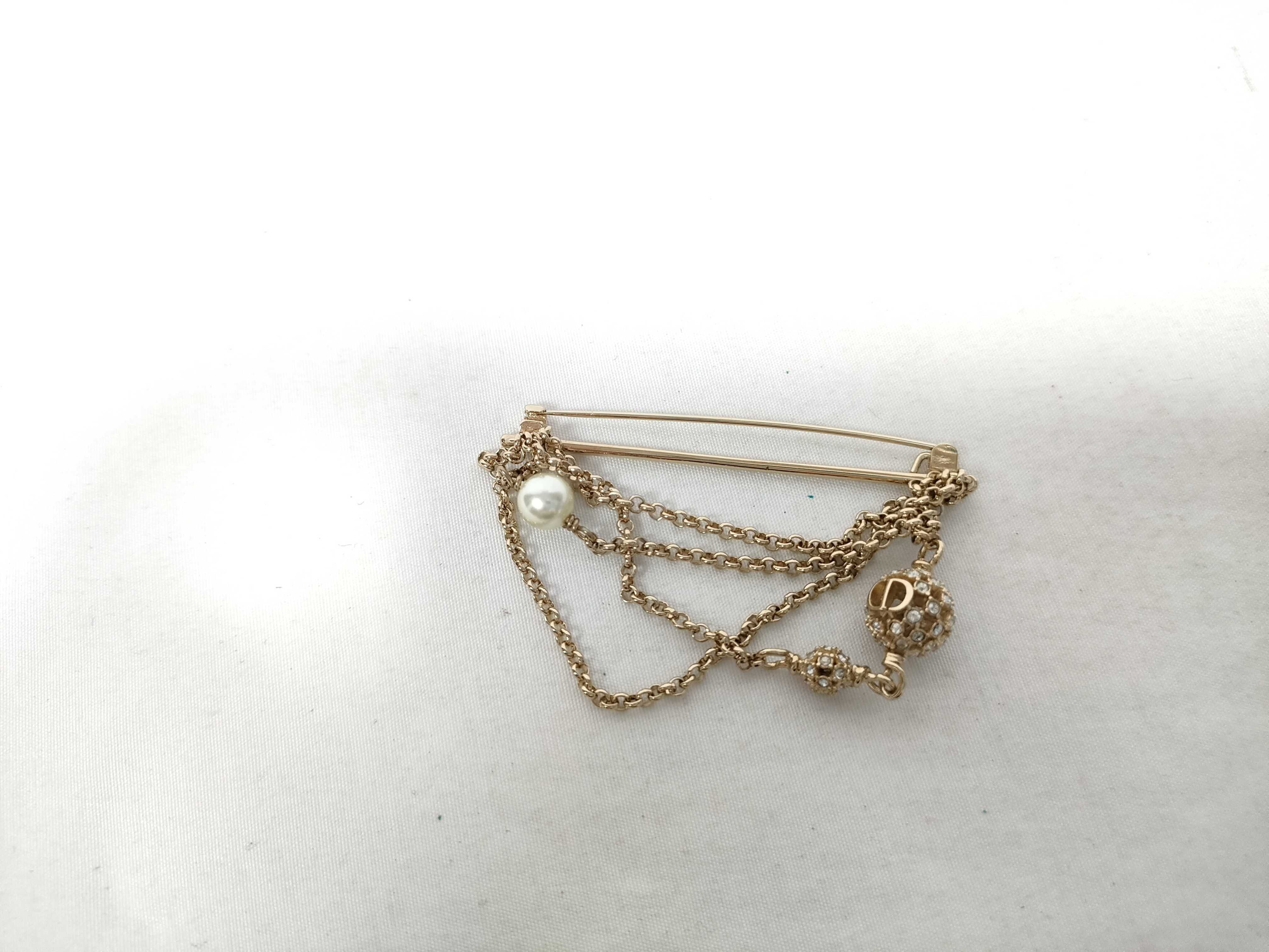 Pearl Chain Pin Brooch — view 3