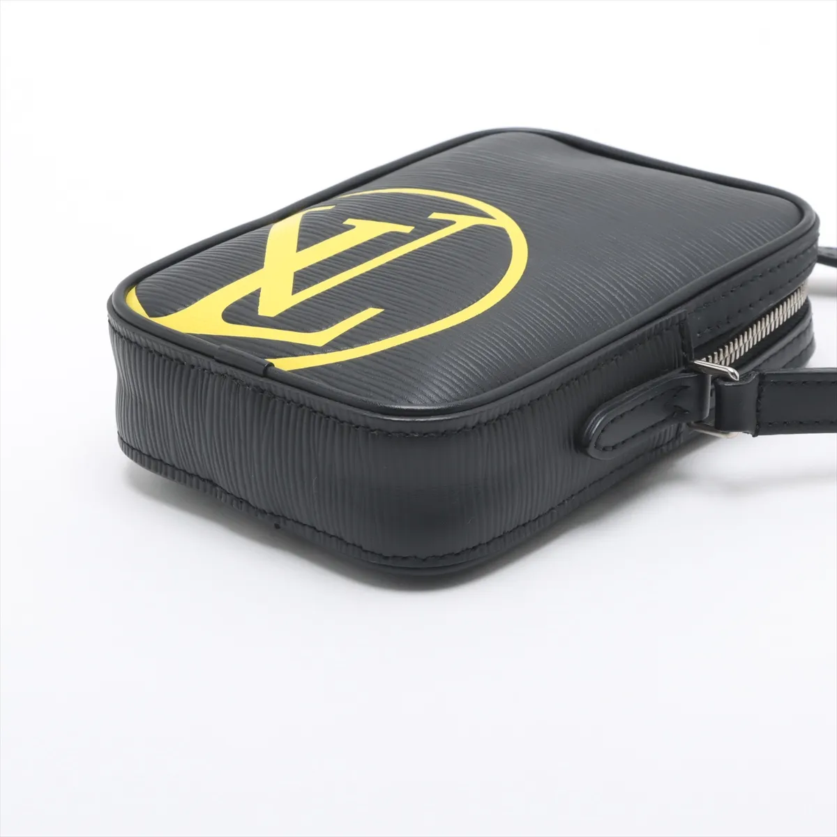 Epi Danube PM M55120 CA0179 Black RFID reaction — view 3
