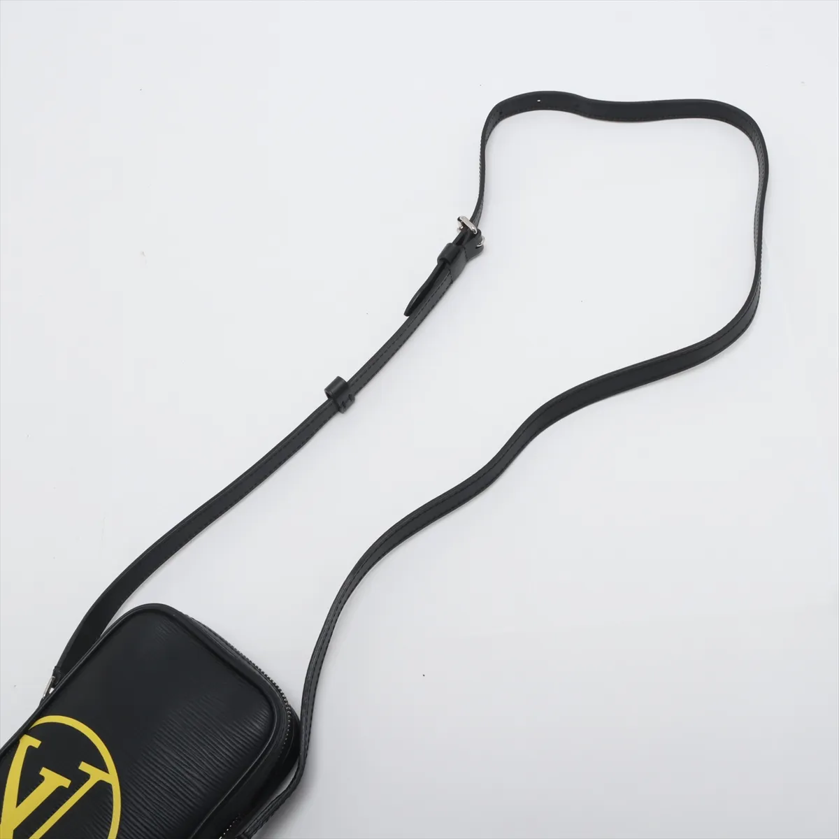Epi Danube PM M55120 CA0179 Black RFID reaction — view 5
