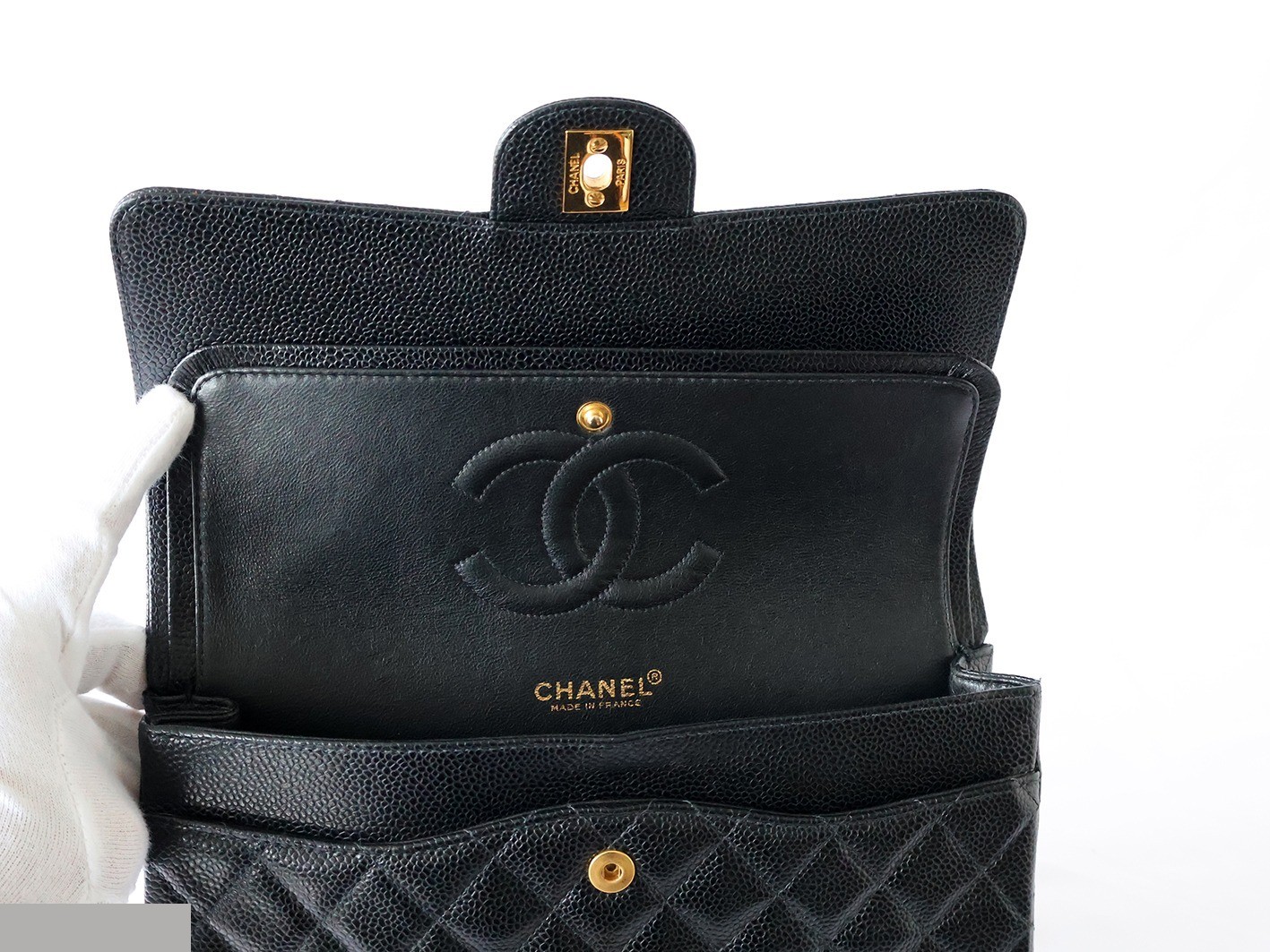 Caviar leather Matelassé 25 Double flap Double chain shoulder bag, black — view 11