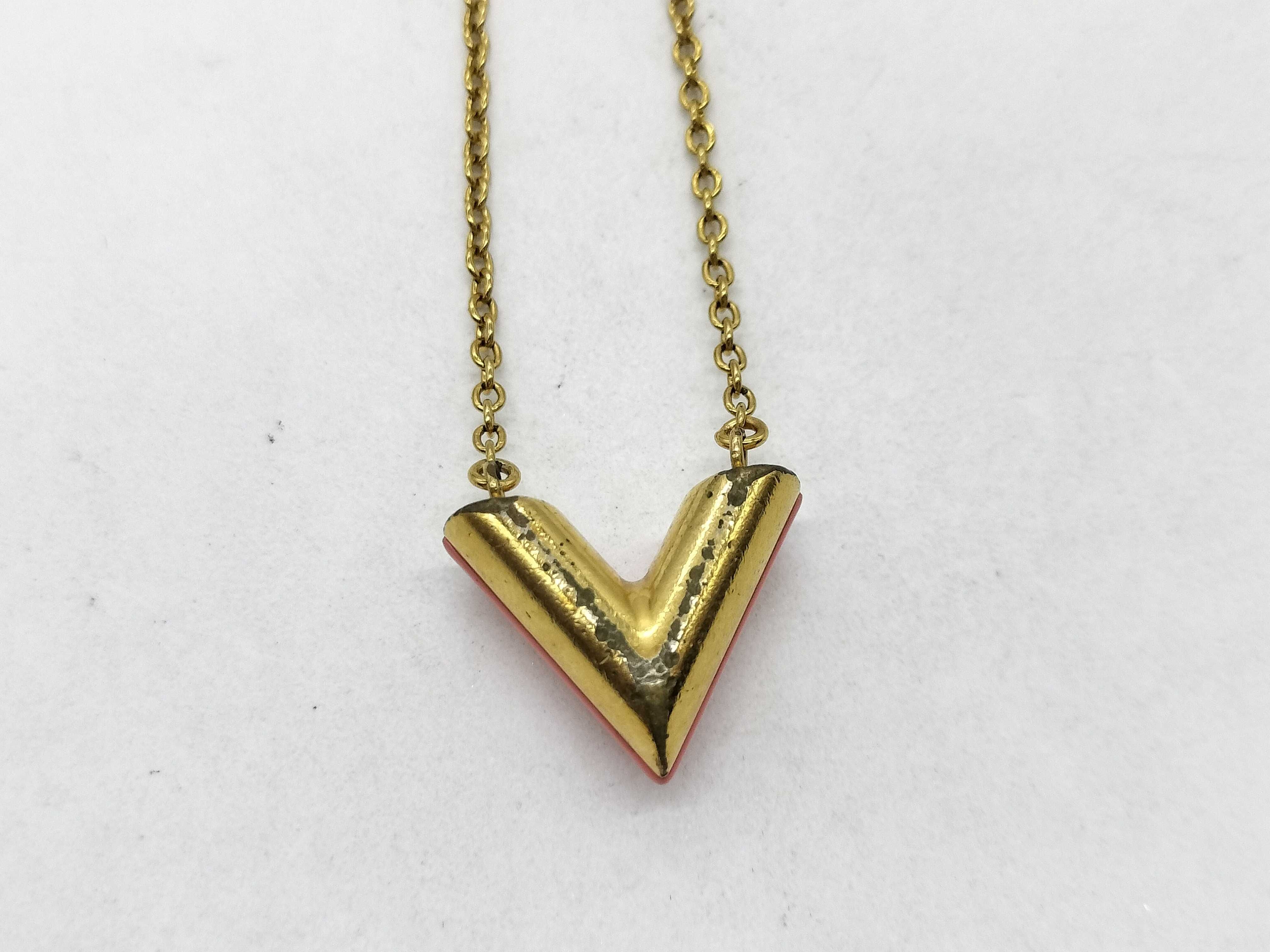 Essential V Necklace — view 2