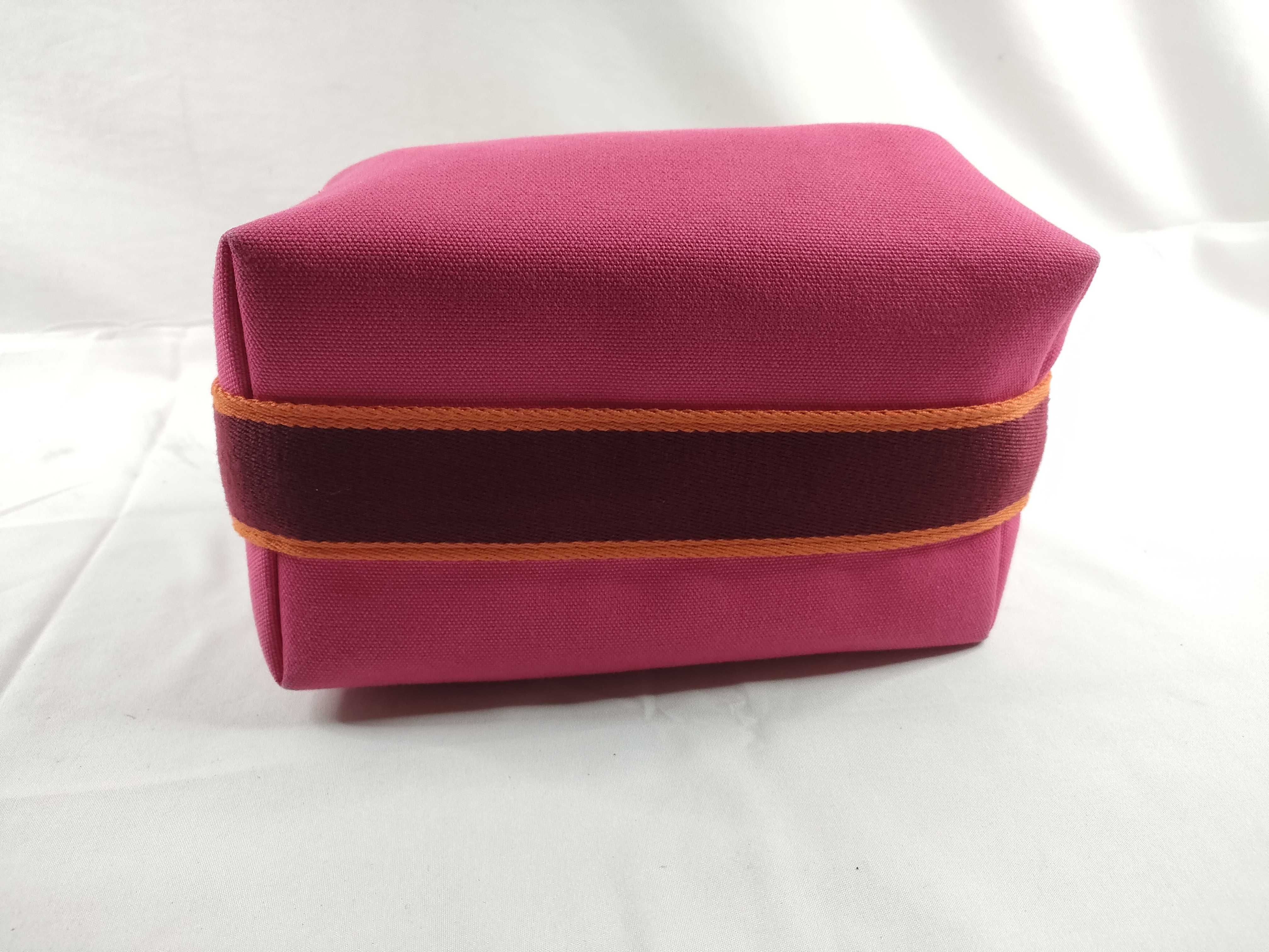 Bride à Black Handbag — view 4