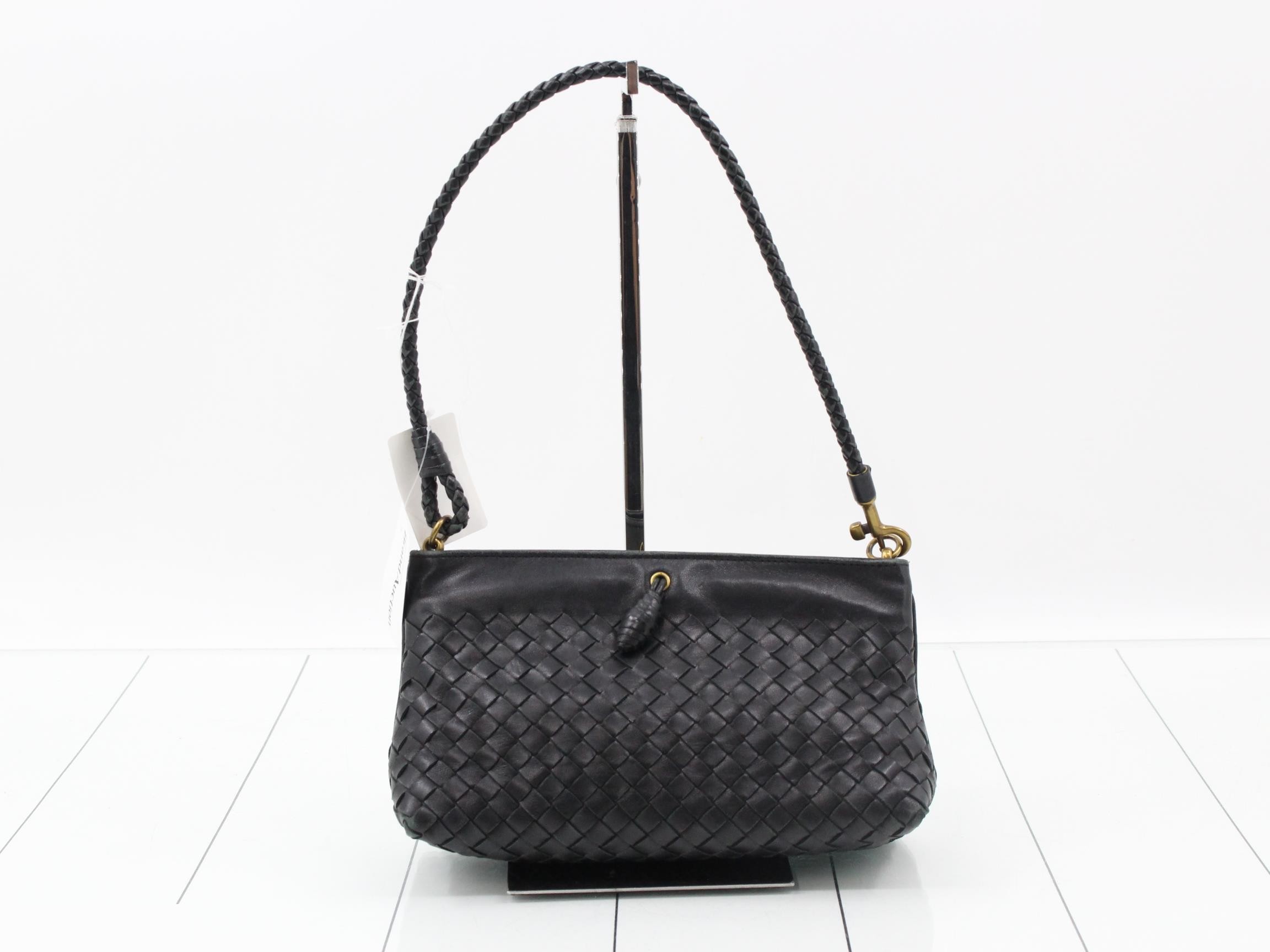 handbag — view 2
