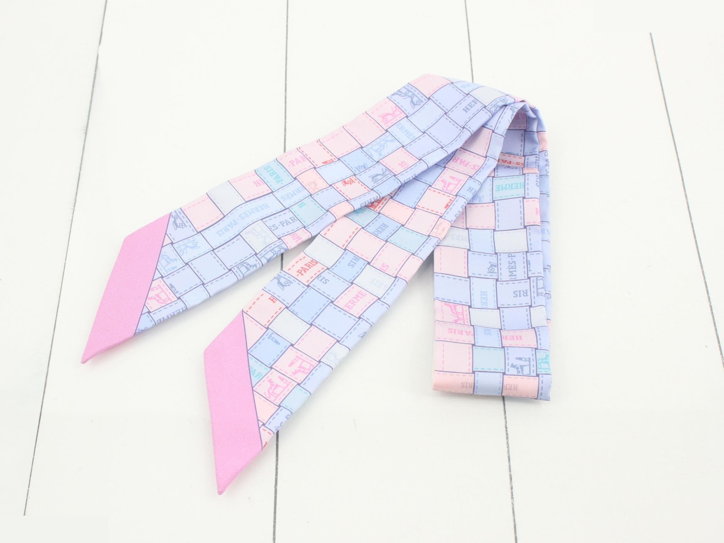 Twilly scarf, Bolduc check pattern, unused, with tags and box. — view 2