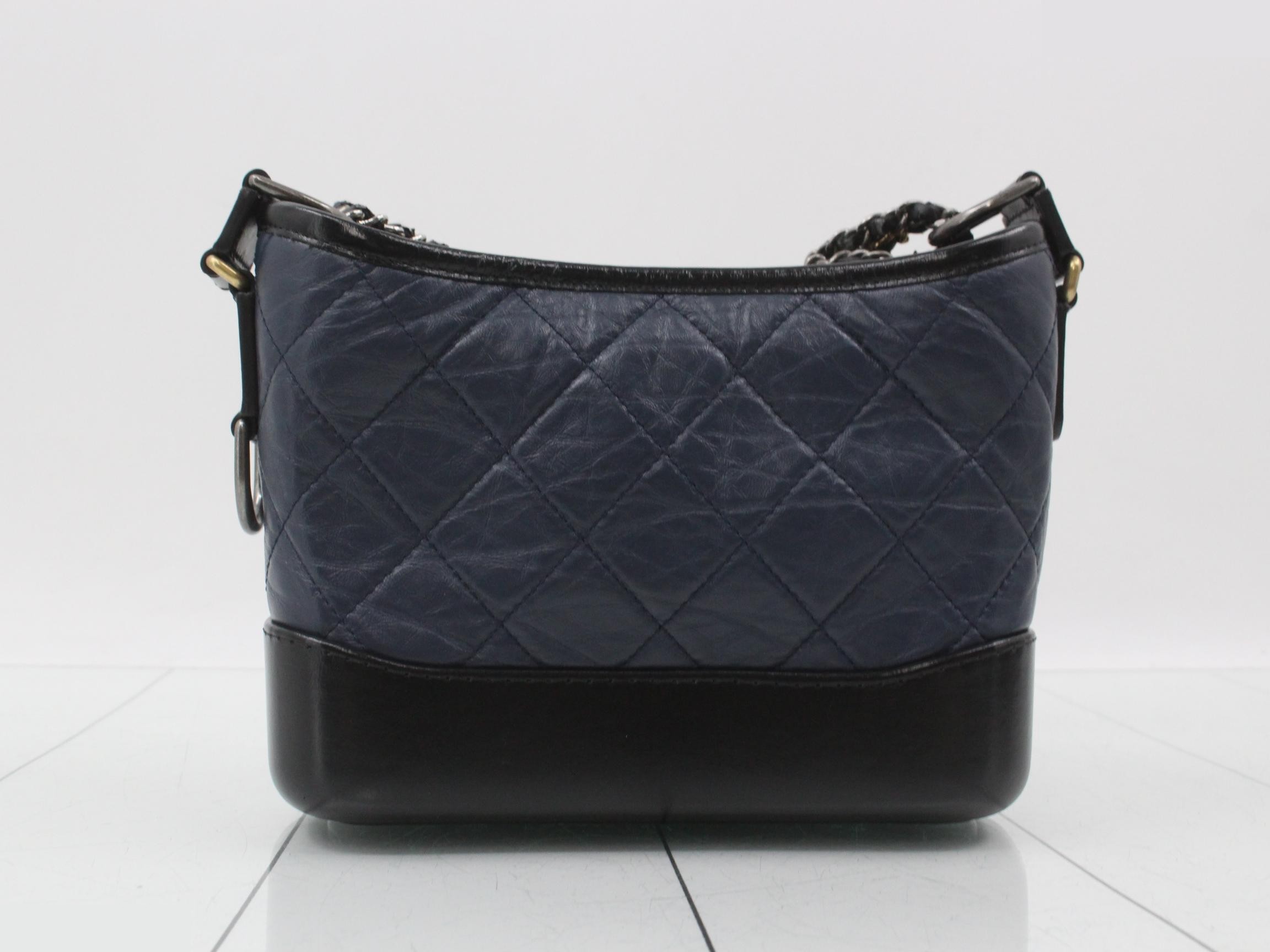Gabrielle de Chanel shoulder bag, leather, black/navy — view 2