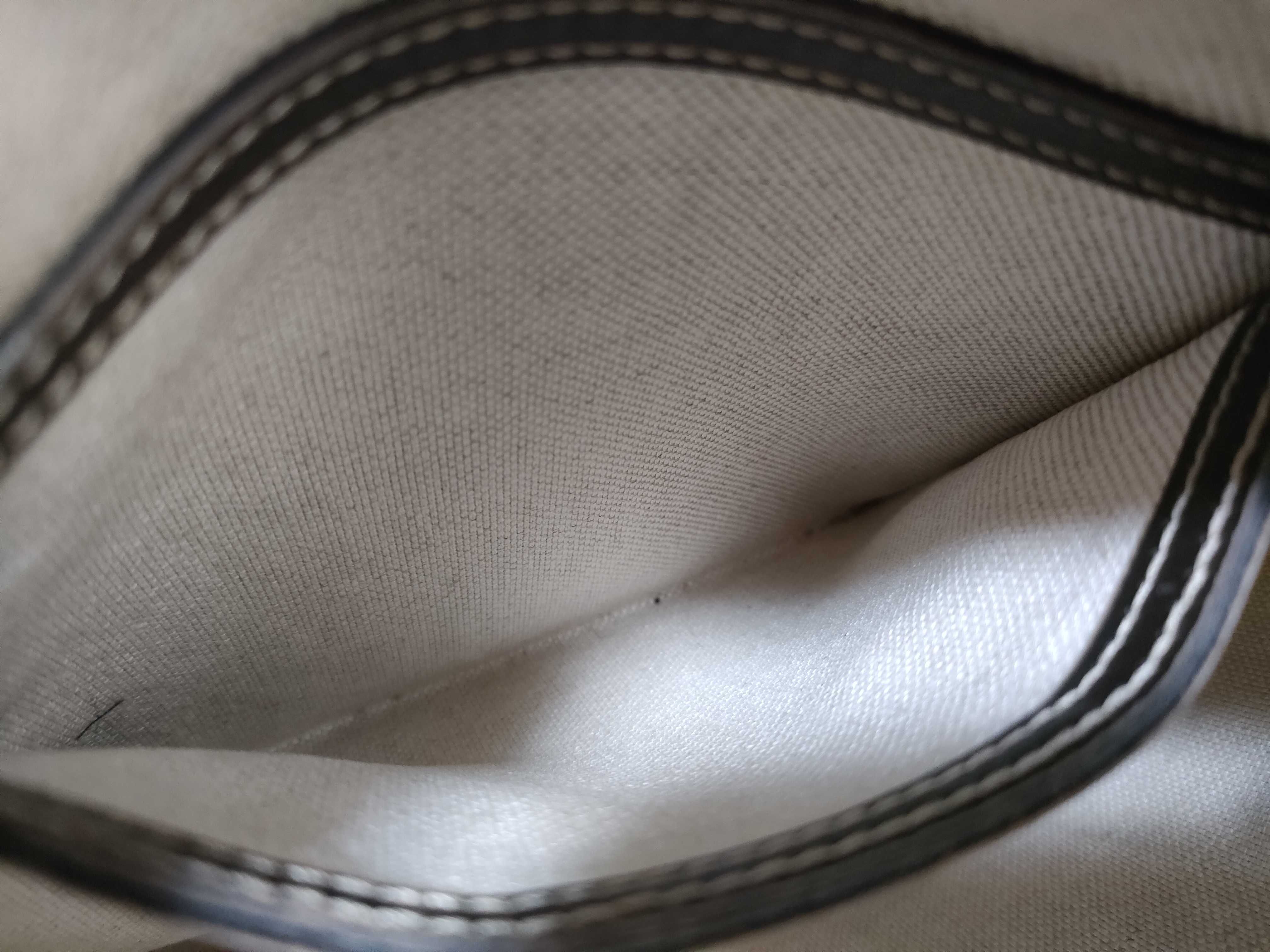 GG Supreme 295257 493075 Shoulder Bag — view 14