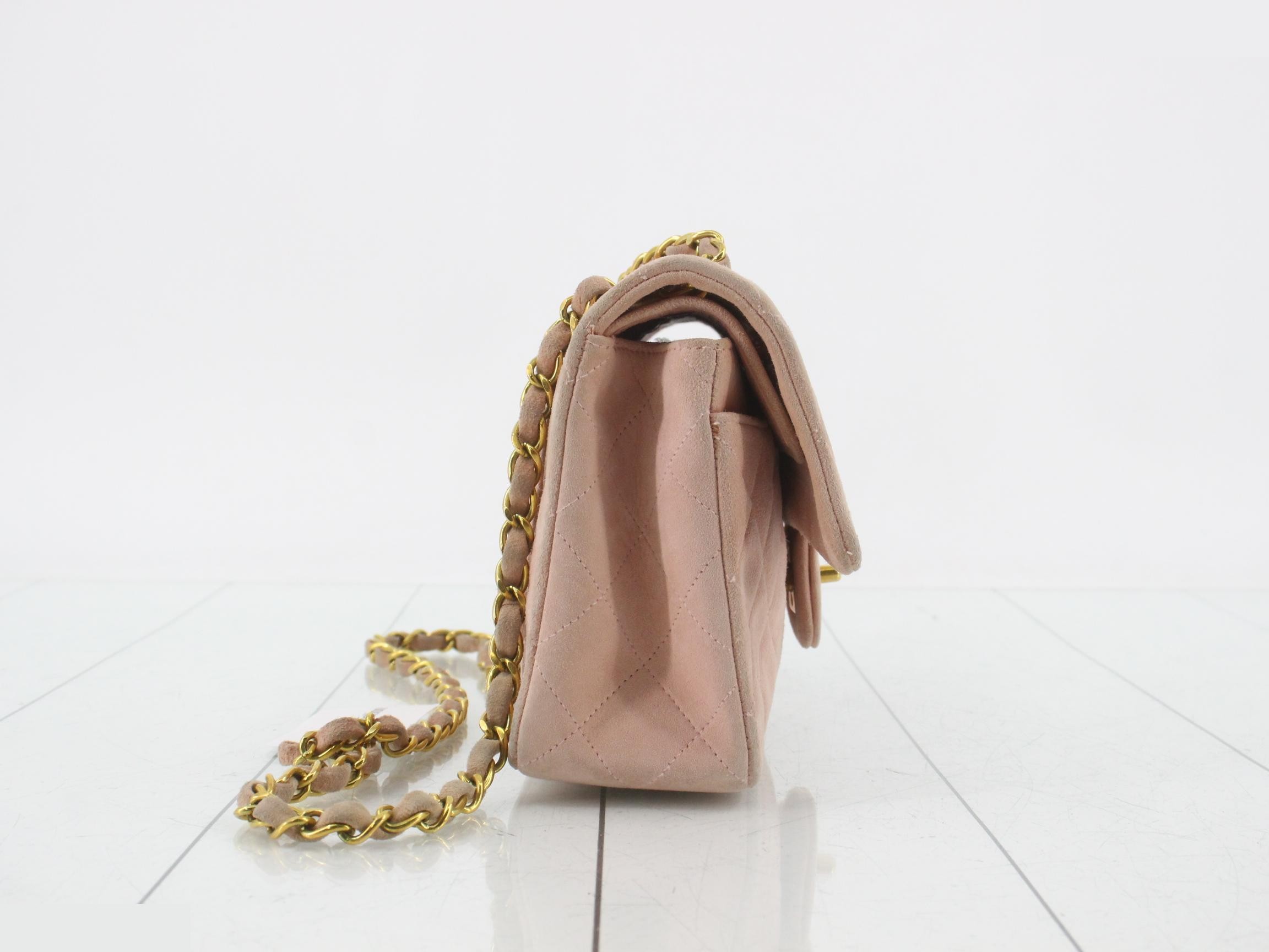 Suede (bag) - Shoulder bag, Matelassé, double flap, pink — view 4