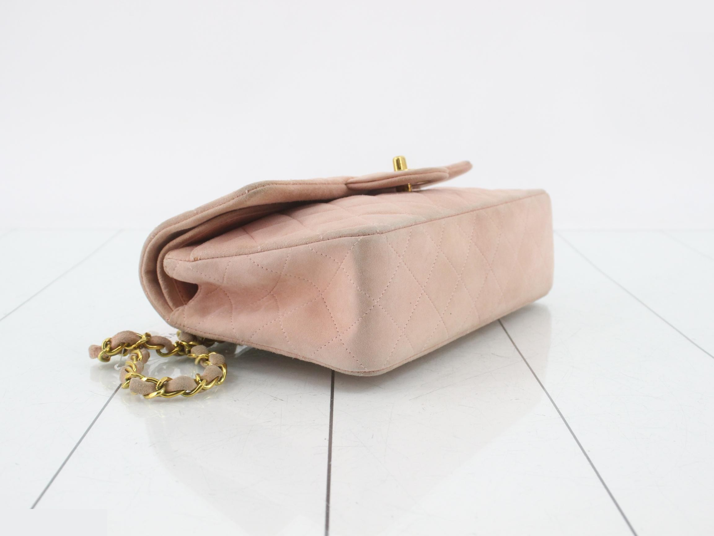 Suede (bag) - Shoulder bag, Matelassé, double flap, pink — view 5