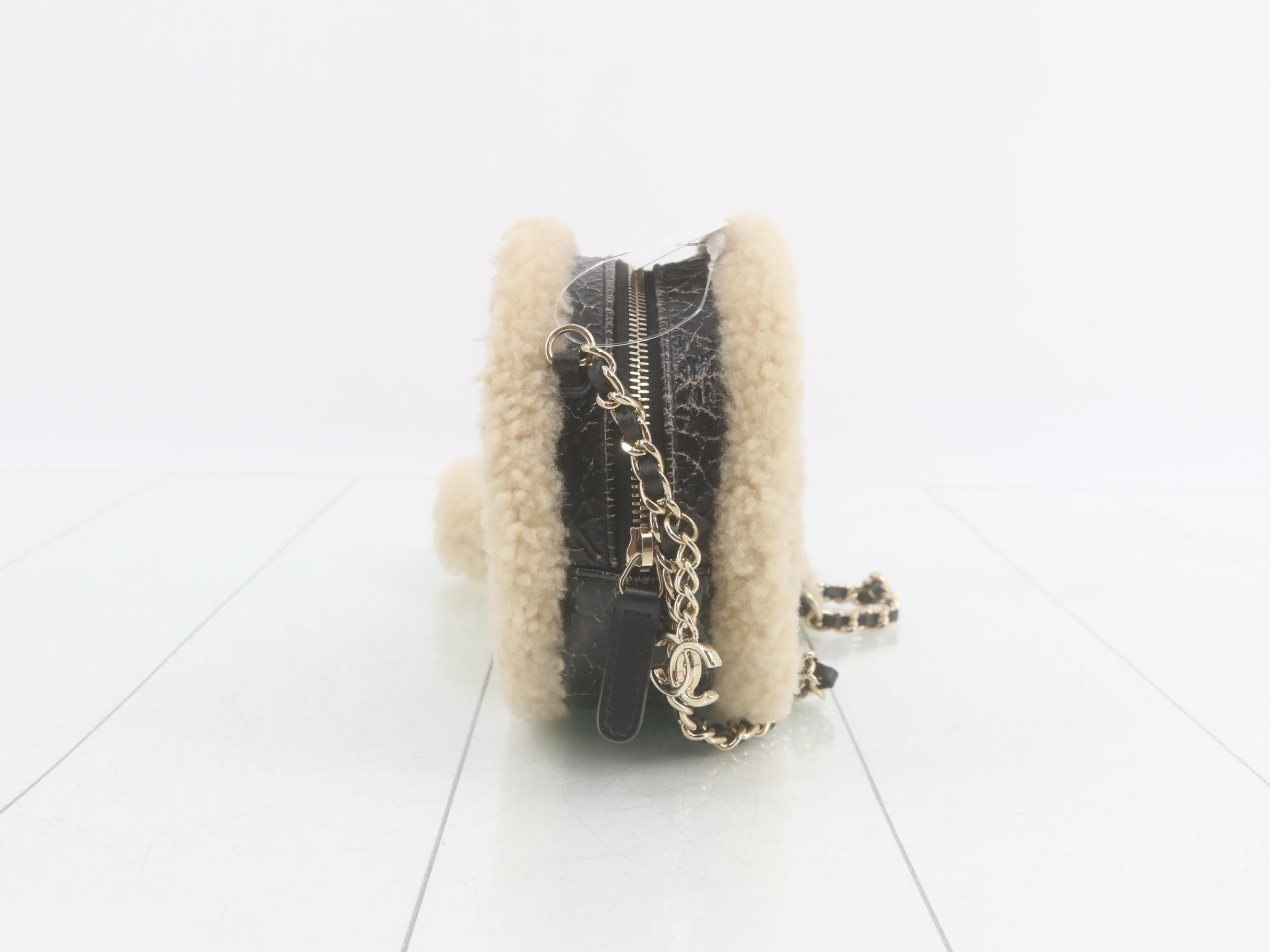 Coco Mark Leather x Boa Chain Shoulder Bag — view 4