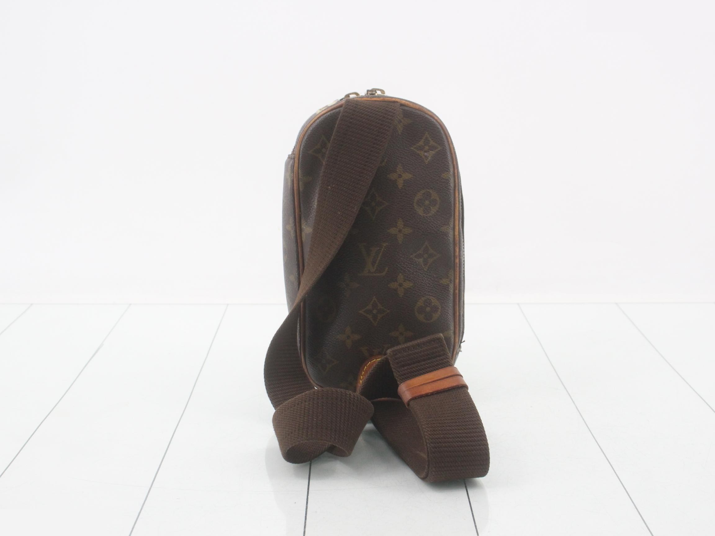 Pochette Gange — view 2