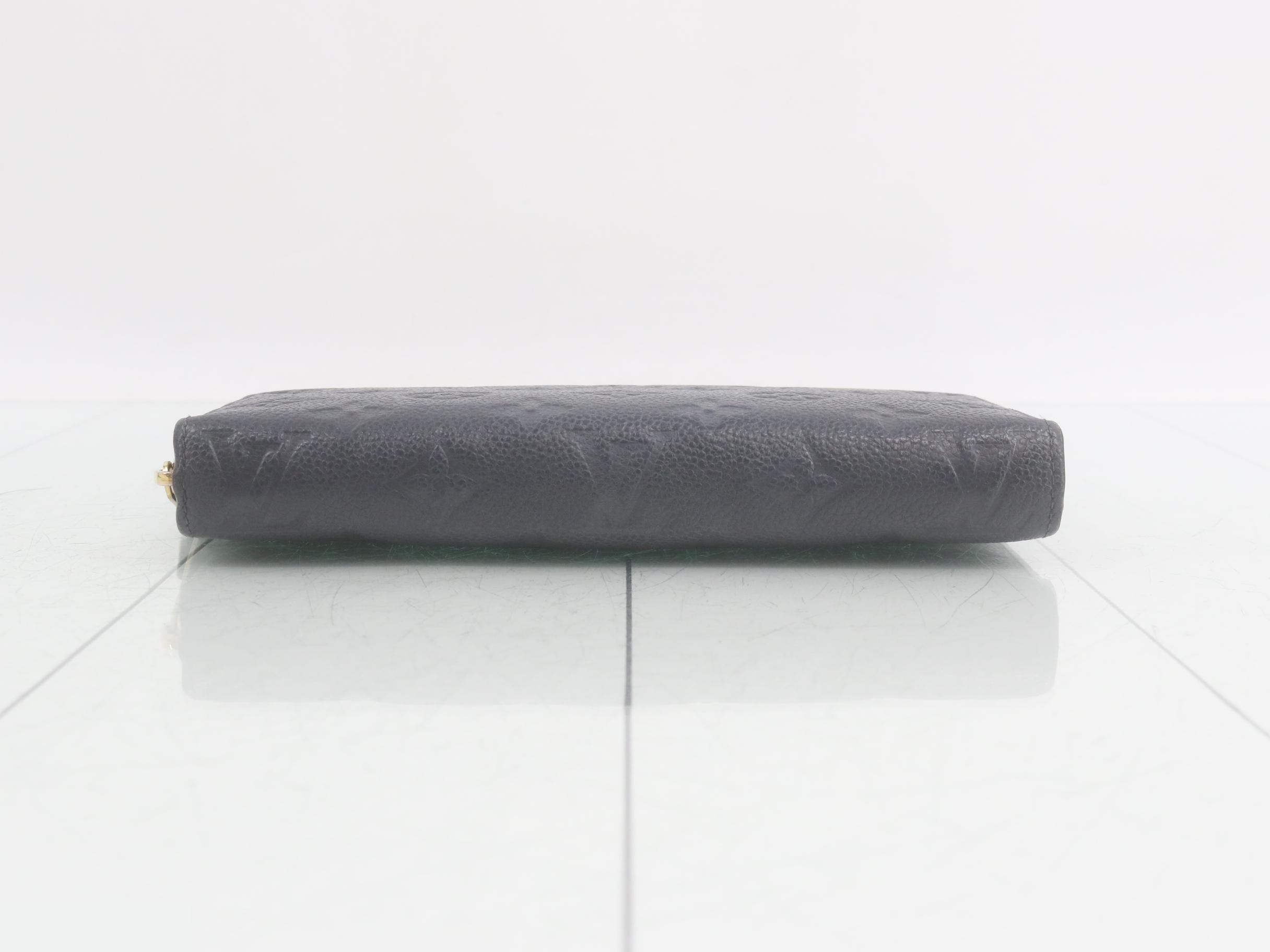 Zippy Wallet — view 3