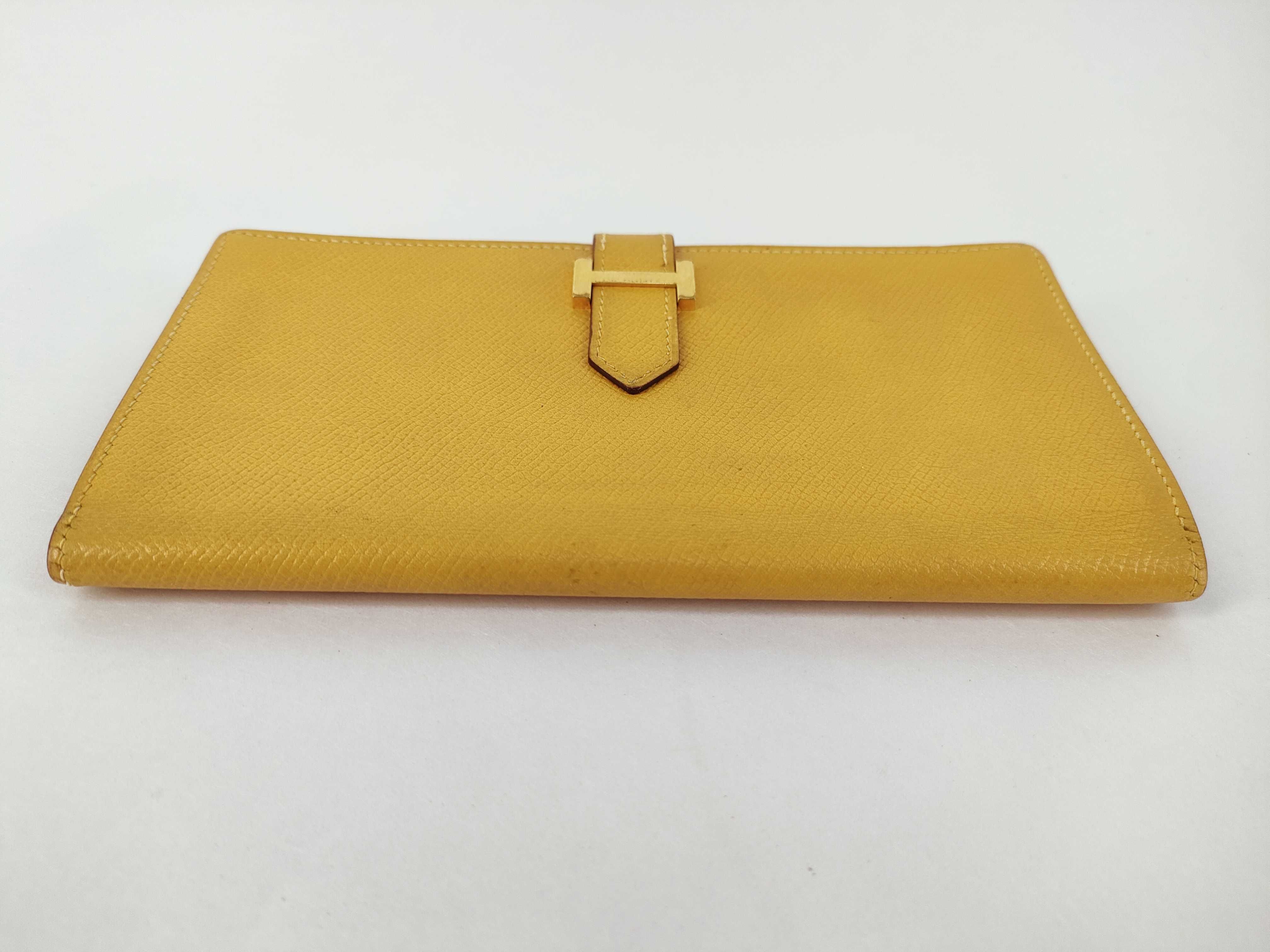 Bearn Soufflé Epsom Leather Jaune Ambre Wallet with Z Stamp — view 7