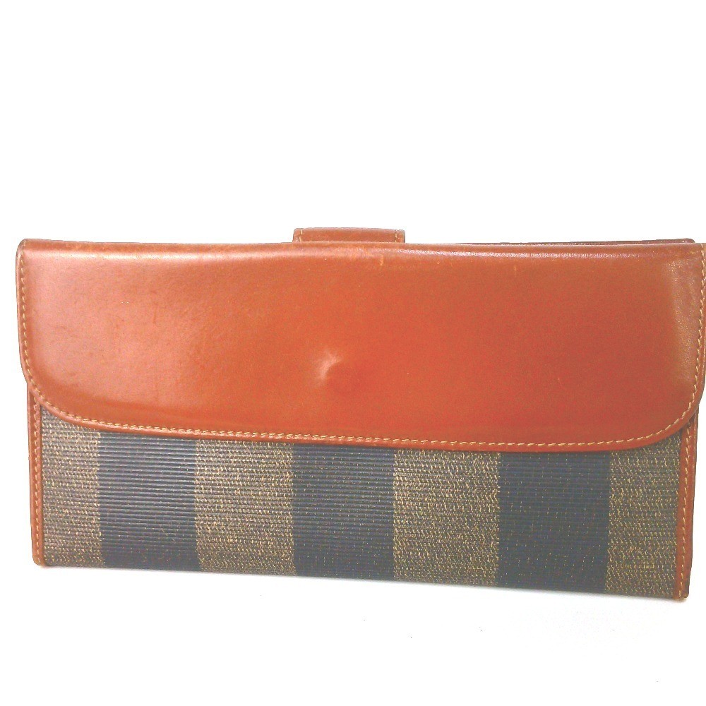 Other lines: Bags and Wallets — view 3