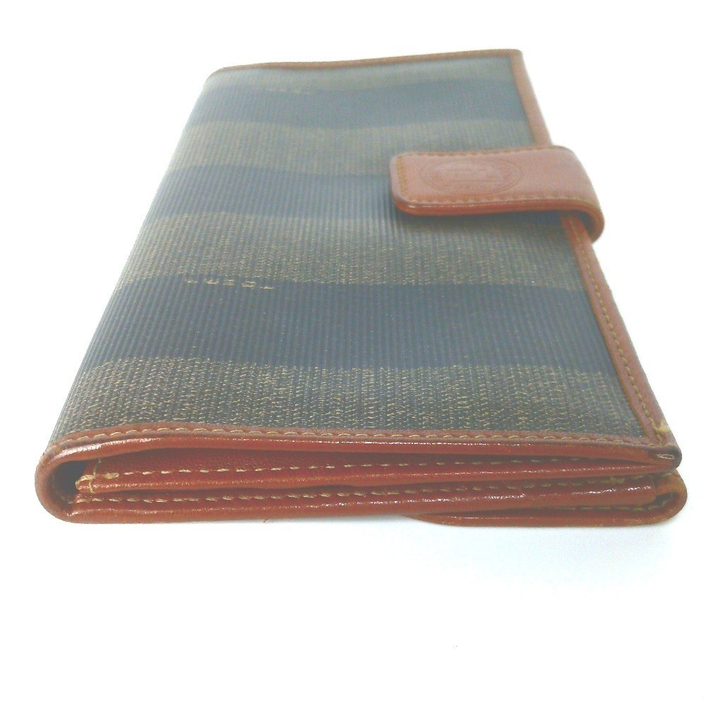 Other lines: Bags and Wallets — view 5