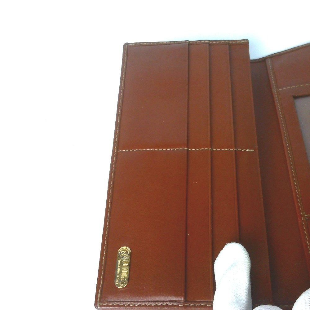 Other lines: Bags and Wallets — view 7
