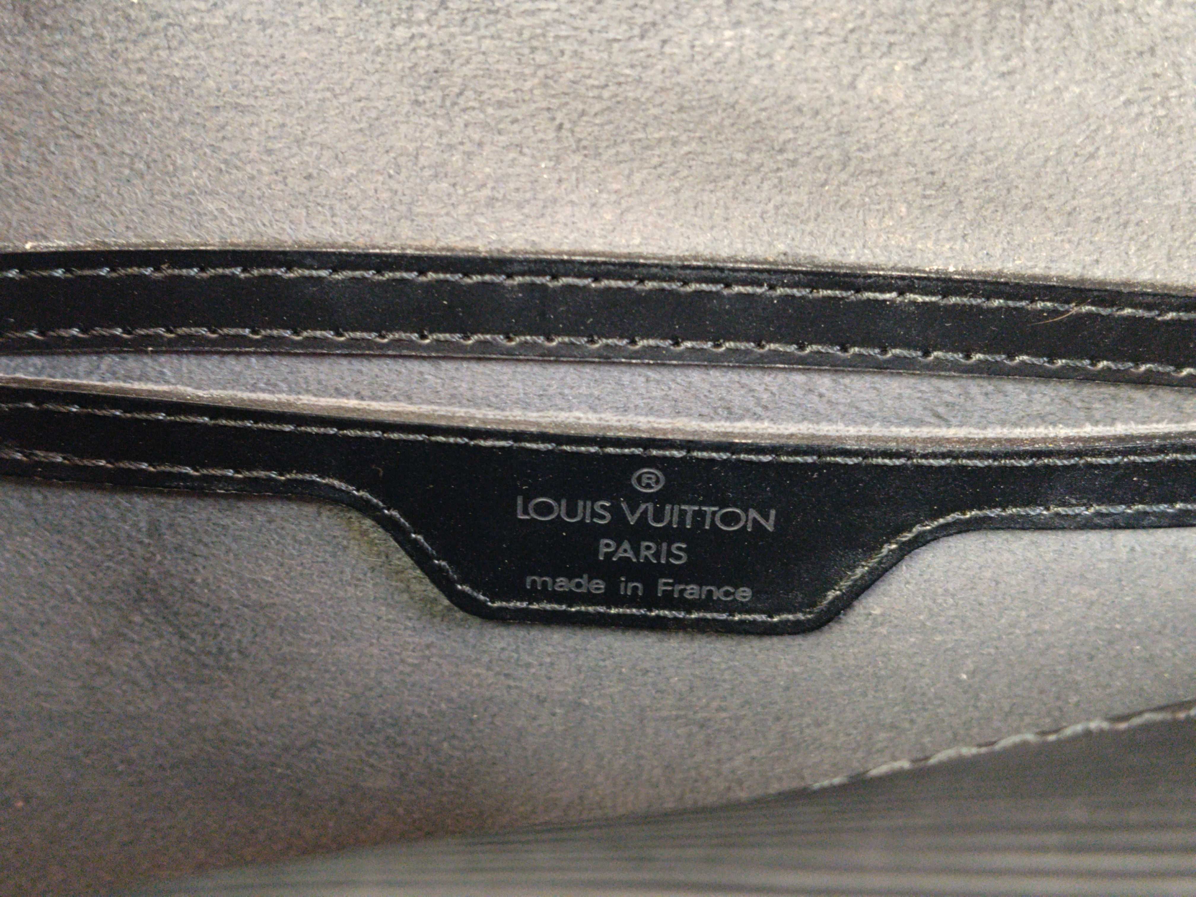 Epi ID- Cow Skin Soufflot M52222 MI0937 Black with pouch #MI0065 Handbag — view 11