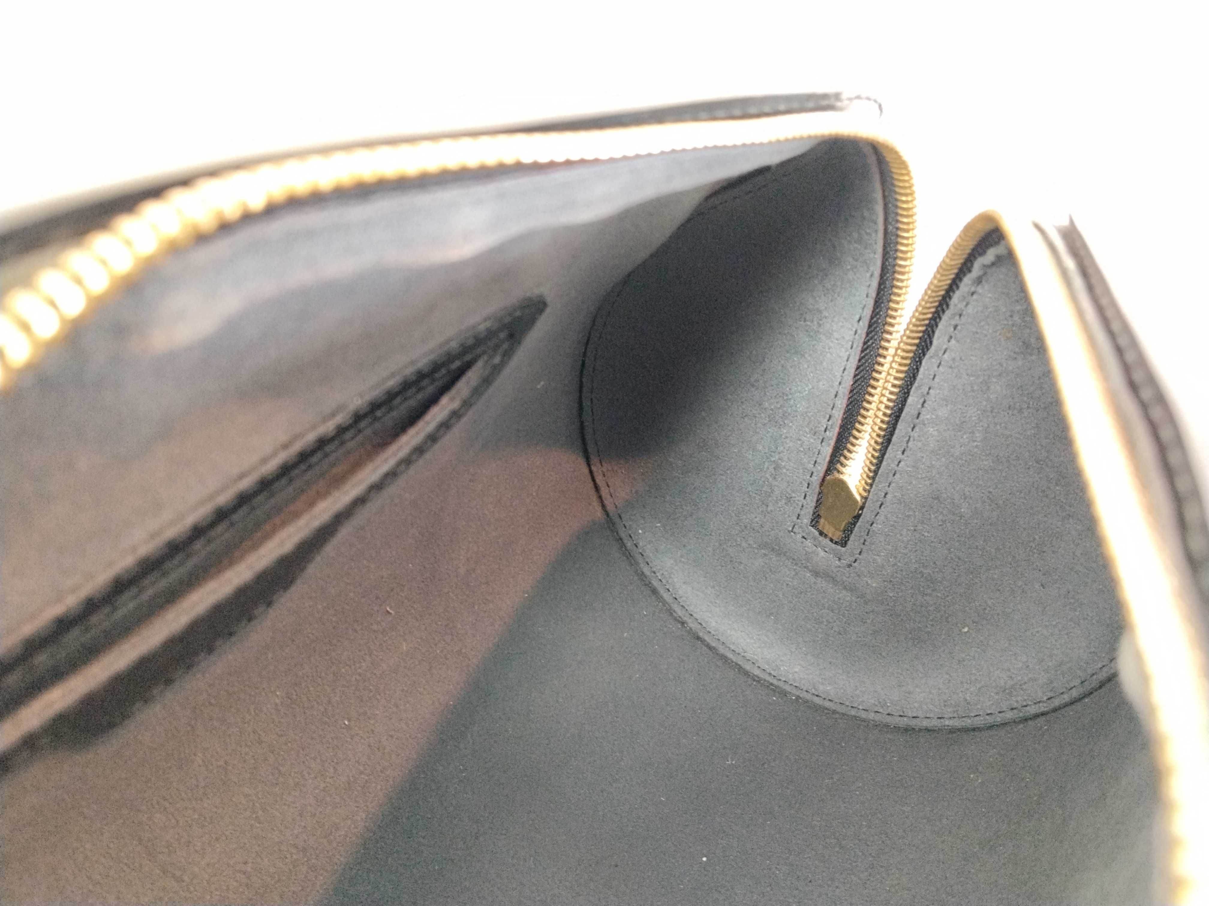 Epi ID- Cow Skin Soufflot M52222 MI0937 Black with pouch #MI0065 Handbag — view 10