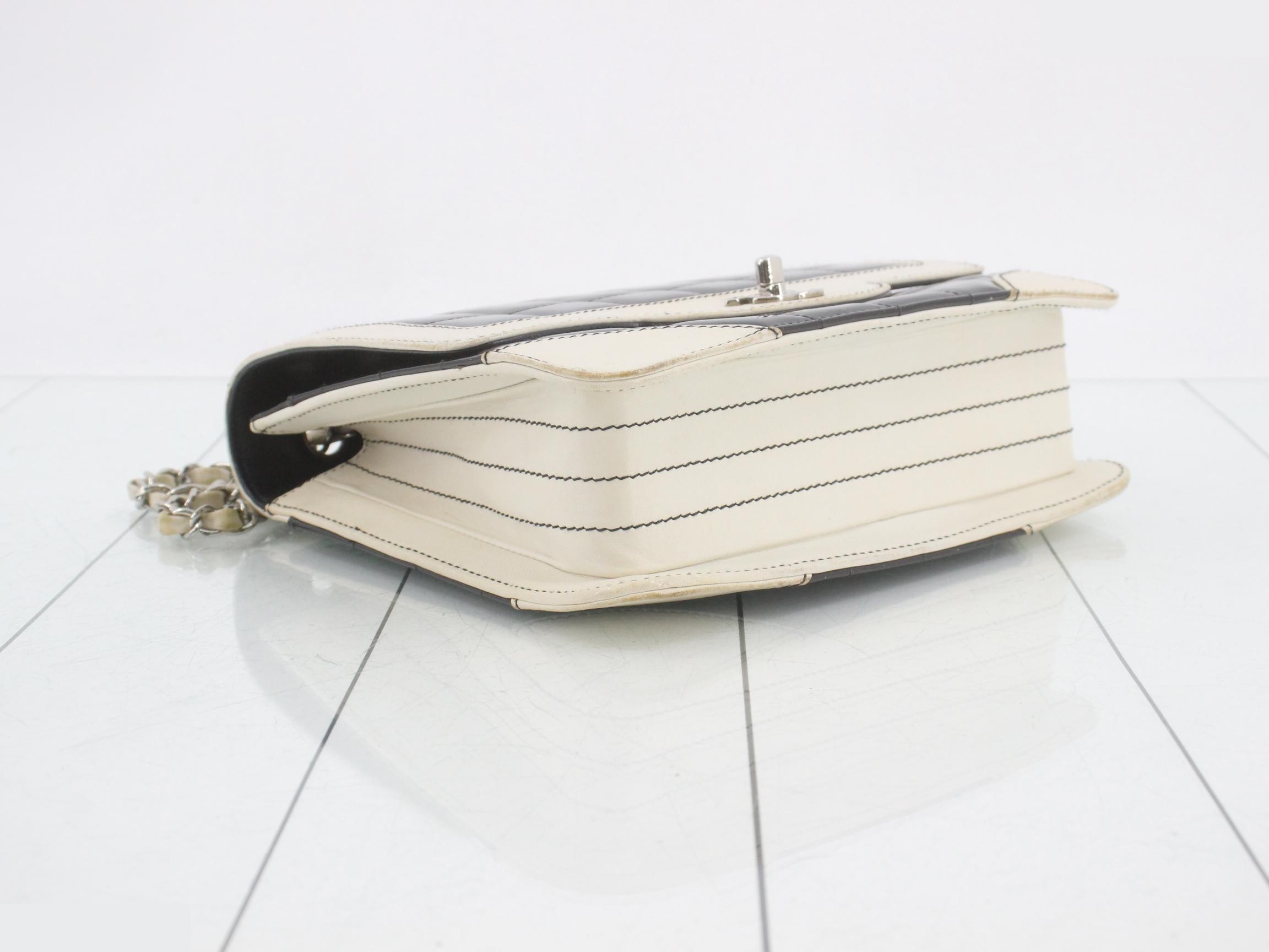 Chocolate bar chain shoulder bag, black x white — view 5