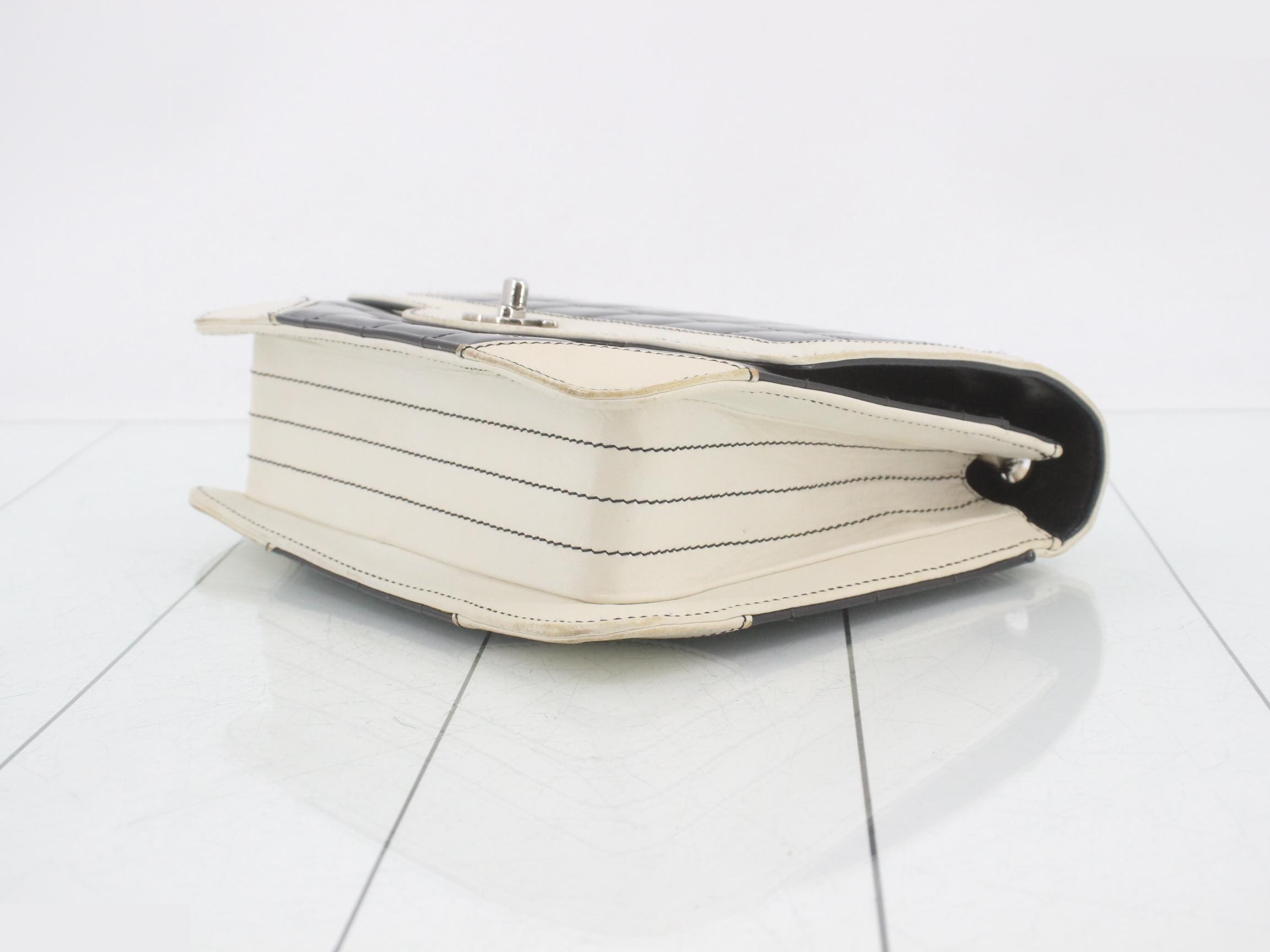 Chocolate bar chain shoulder bag, black x white — view 6