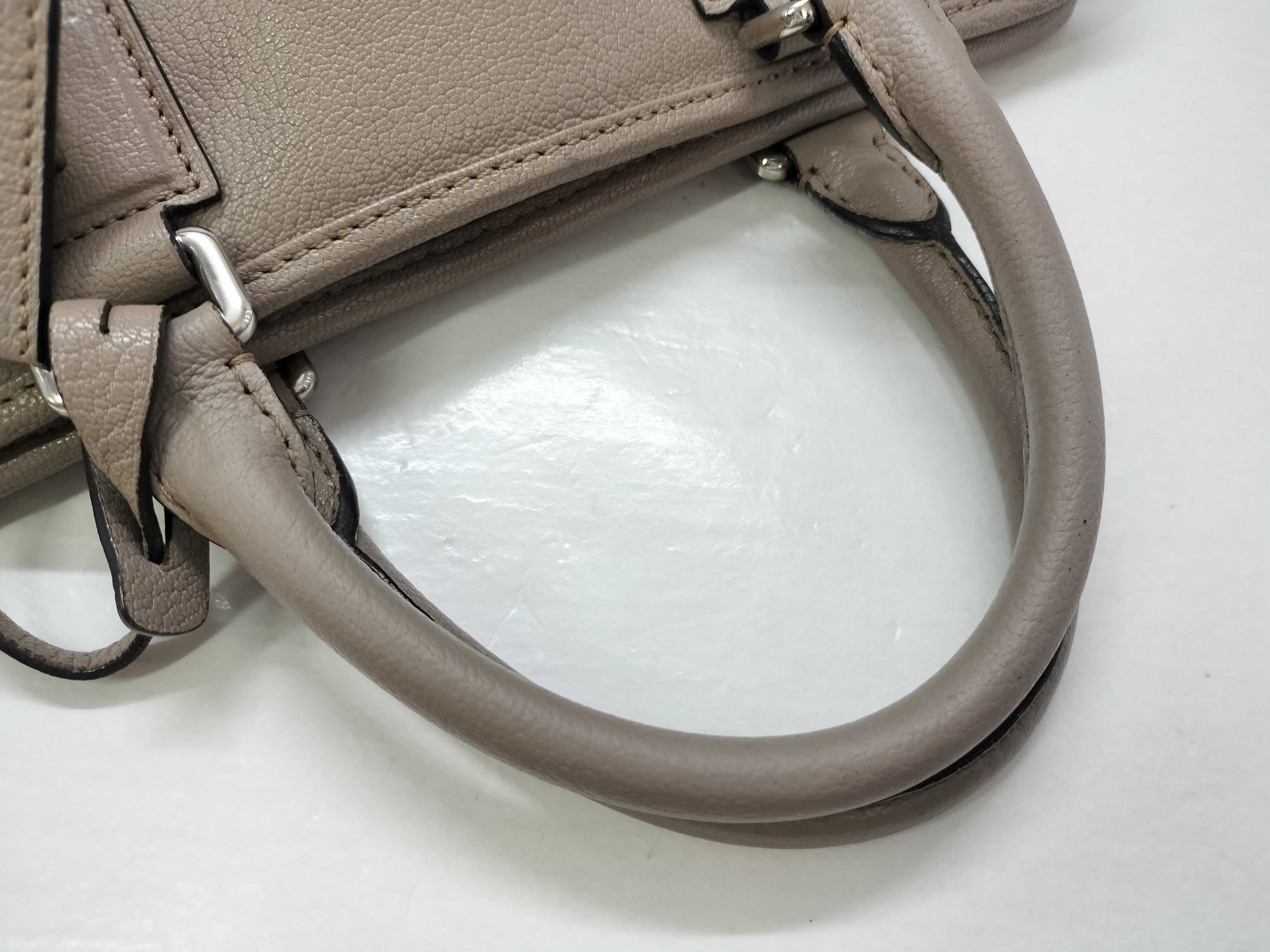 handbag — view 3