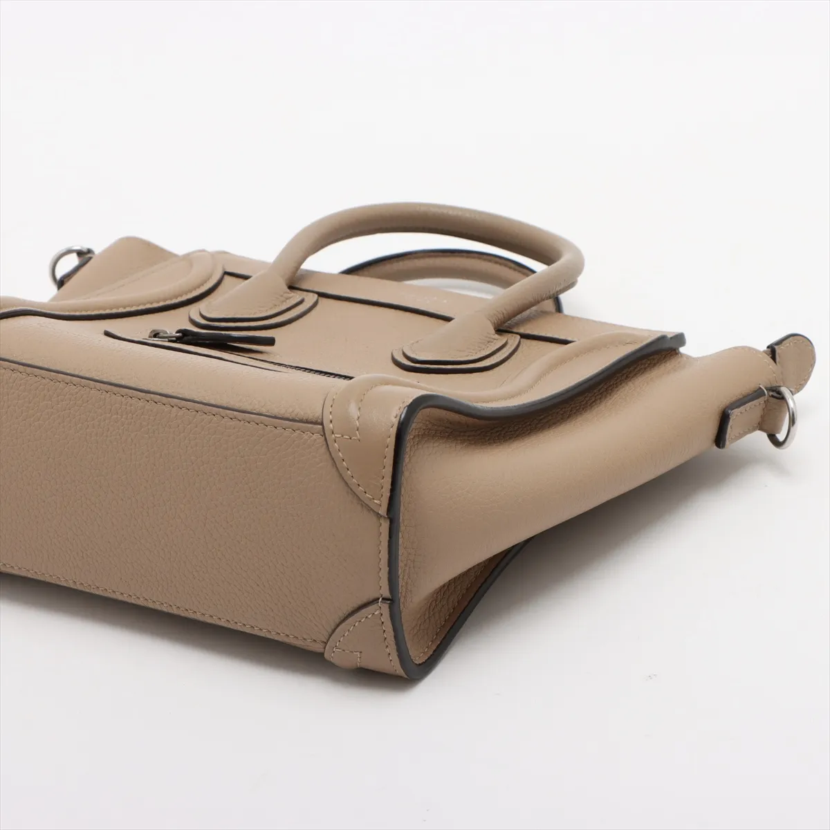 Luggage Nano Shopper Leather 2WAY Handbag Beige — view 3