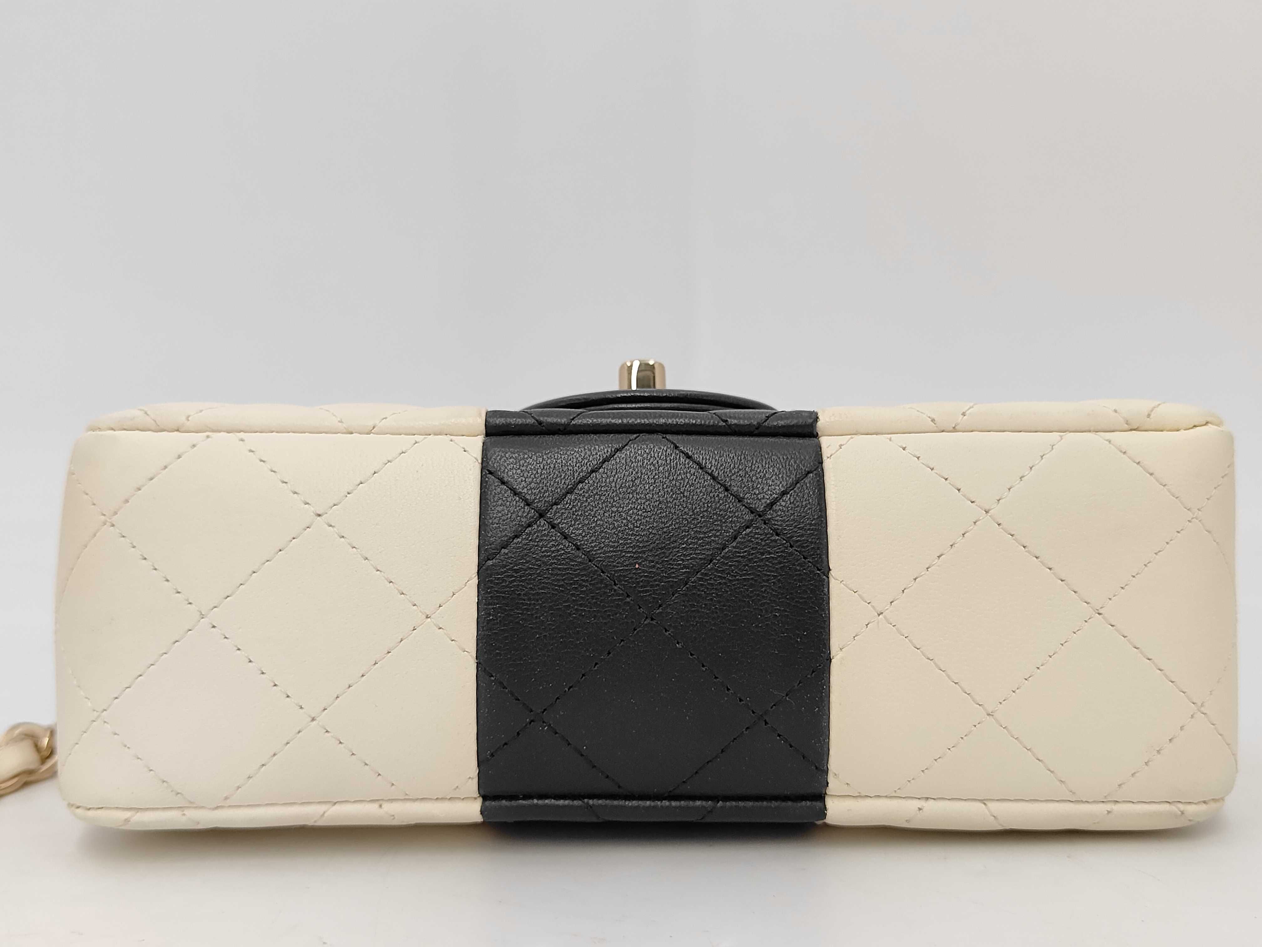 Mini Matelassé 20 CU2GE802 Chain Shoulder Bag, Lambskin, White x Black, Gold Hardware, Shoulder Bag — view 4