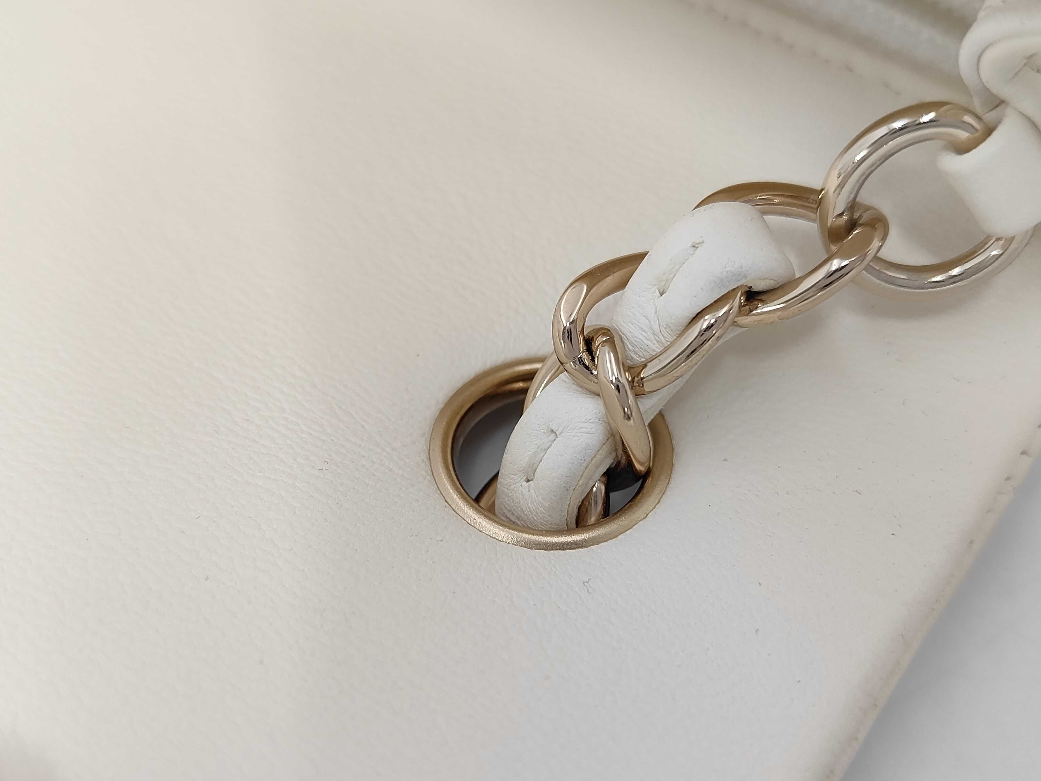Mini Matelassé 20 CU2GE802 Chain Shoulder Bag, Lambskin, White x Black, Gold Hardware, Shoulder Bag — view 7