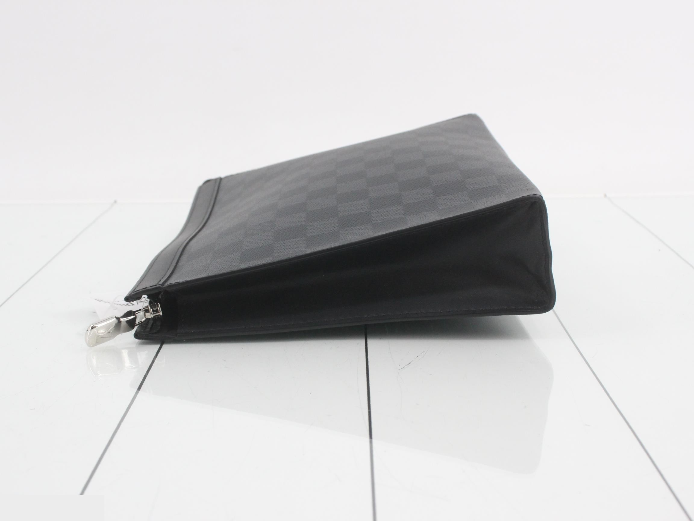 Damier Graphite Pochette Voyage MM Second Bag — view 4