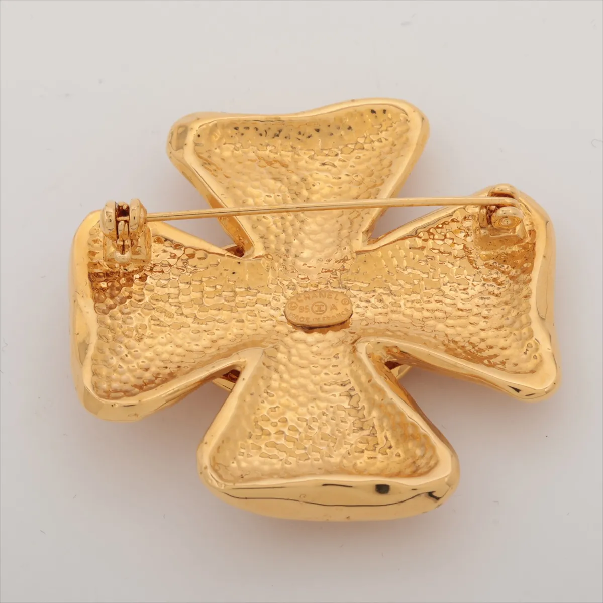 Coco Mark Brooch 95A GP Gold. Shows signs of wear, — view 2