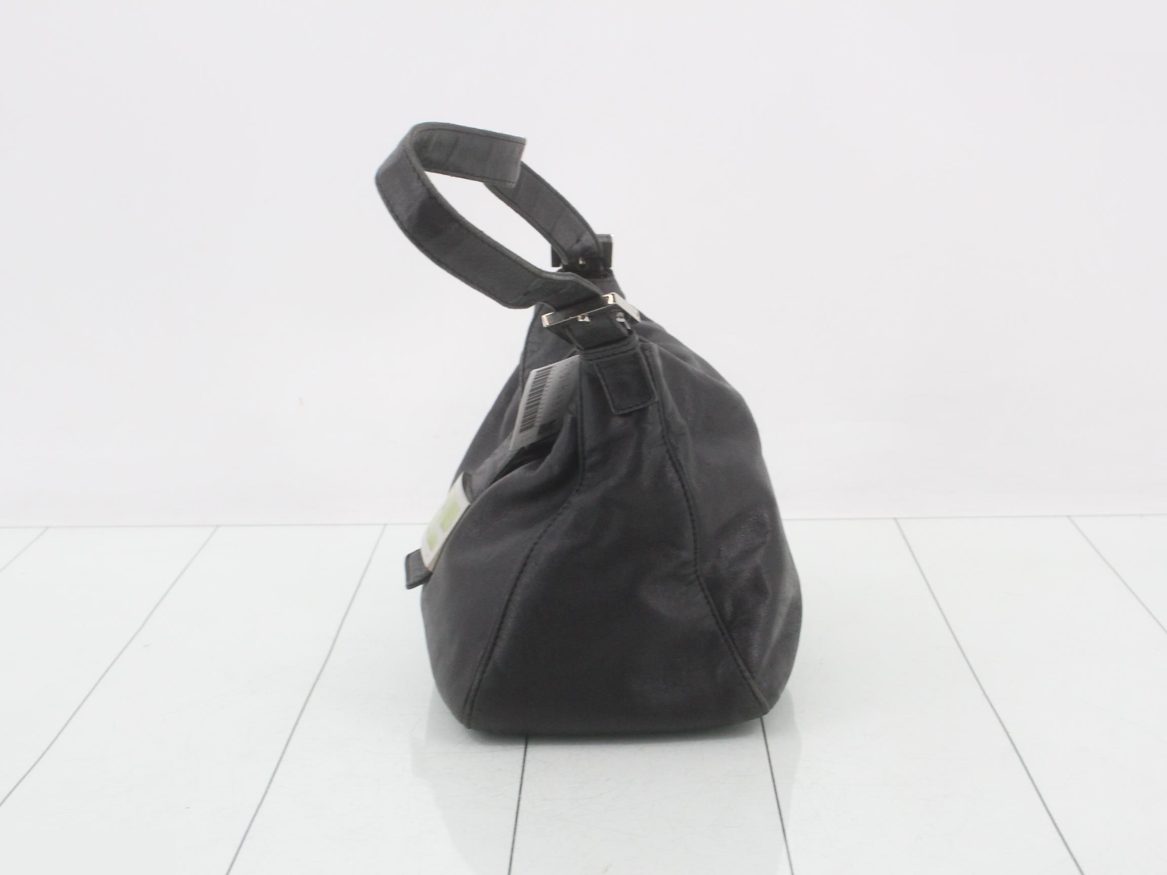 Mamma Baguette Leather One-Shoulder Bag — view 3
