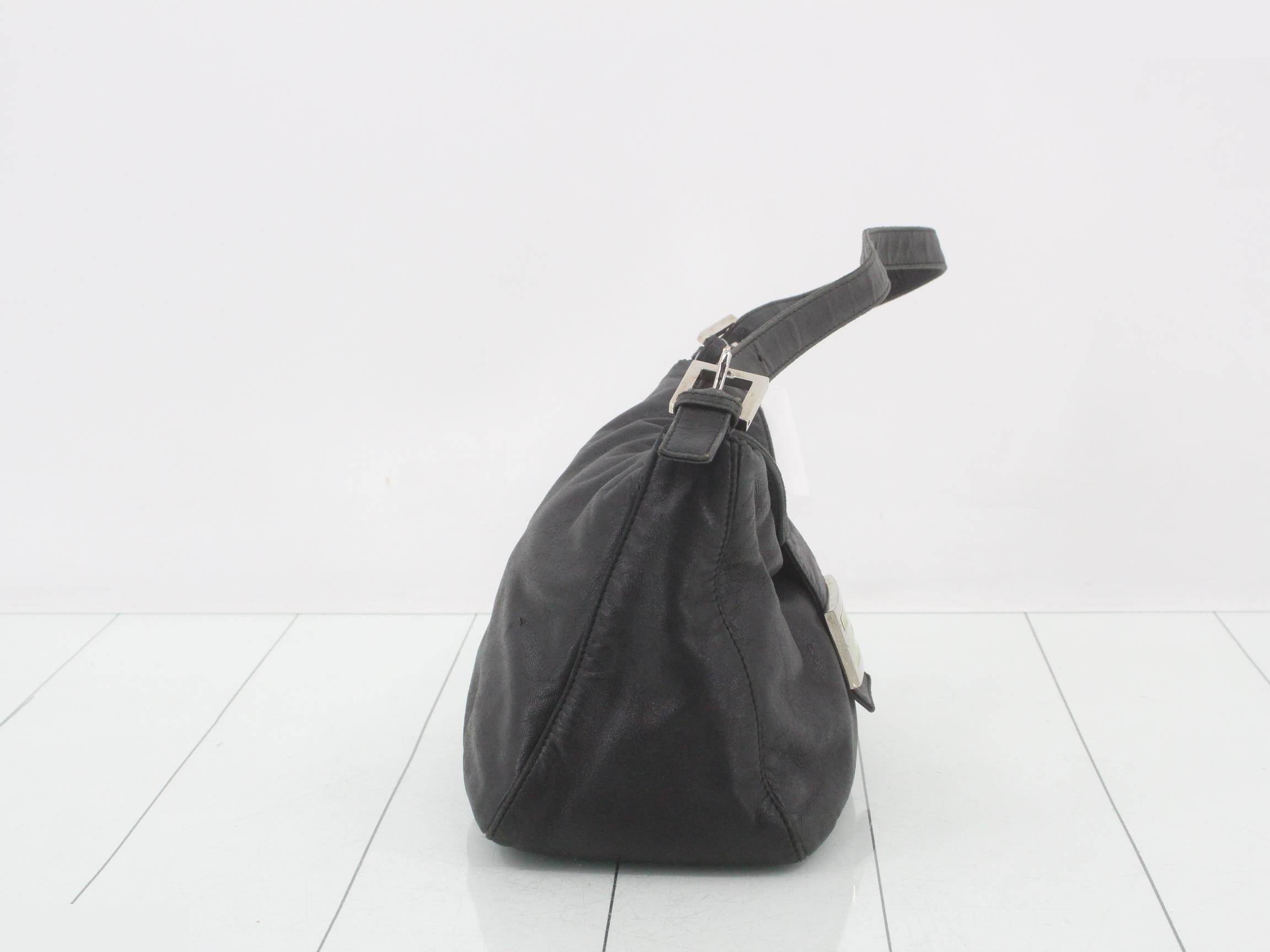 Mamma Baguette Leather One-Shoulder Bag — view 4