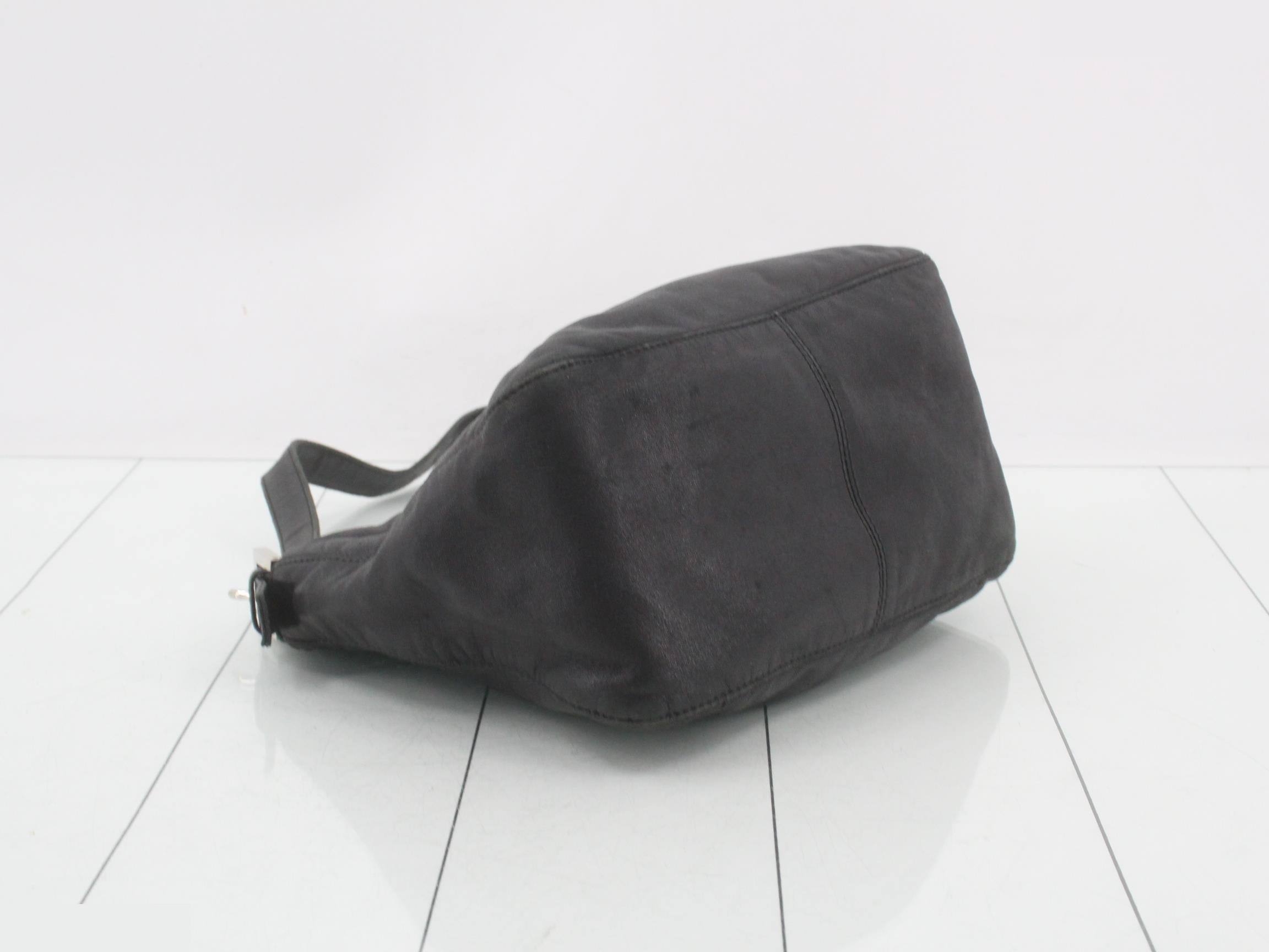 Mamma Baguette Leather One-Shoulder Bag — view 5