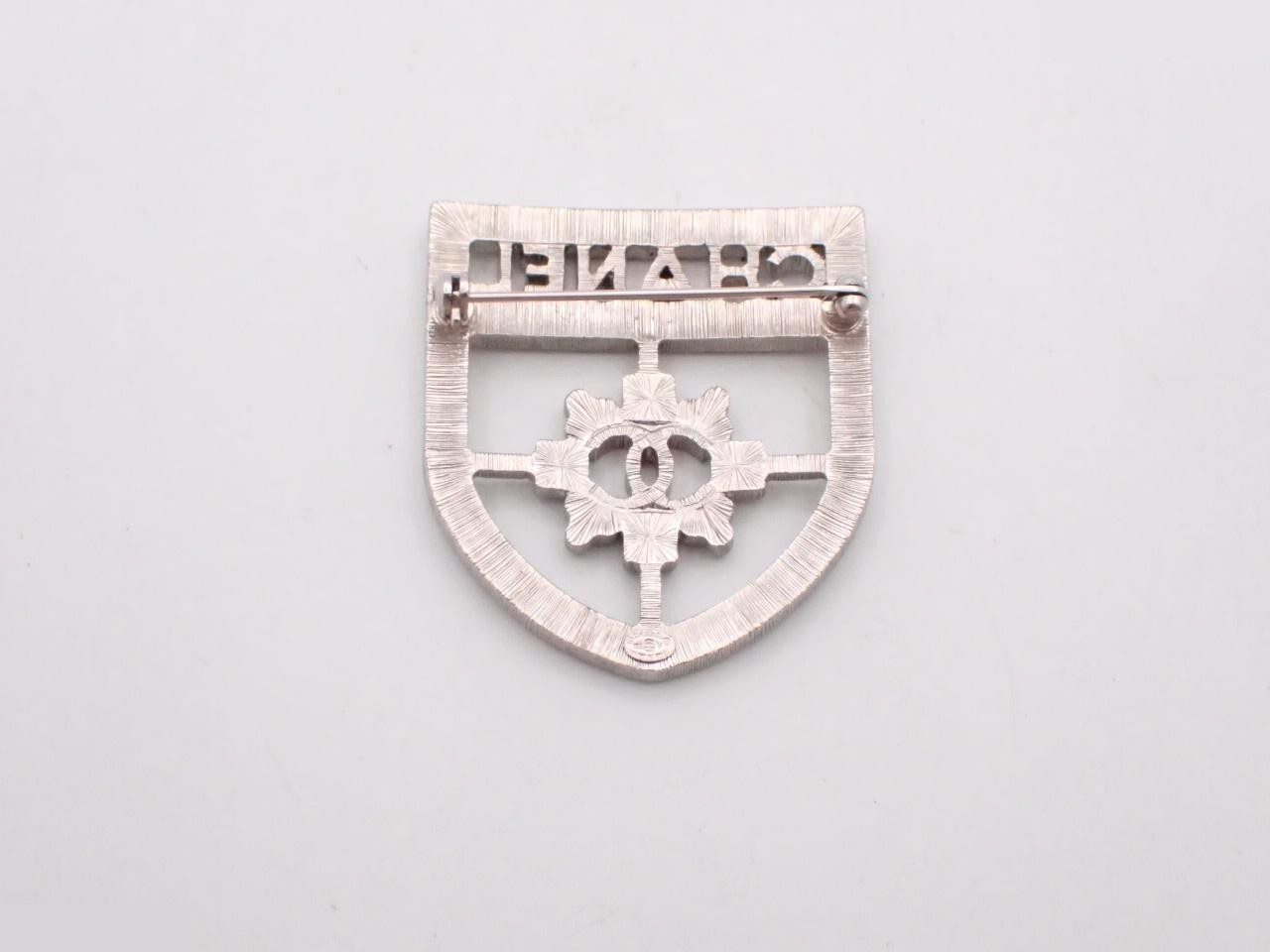 Coco Mark Emblem Rhinestone Brooch B16V — view 2