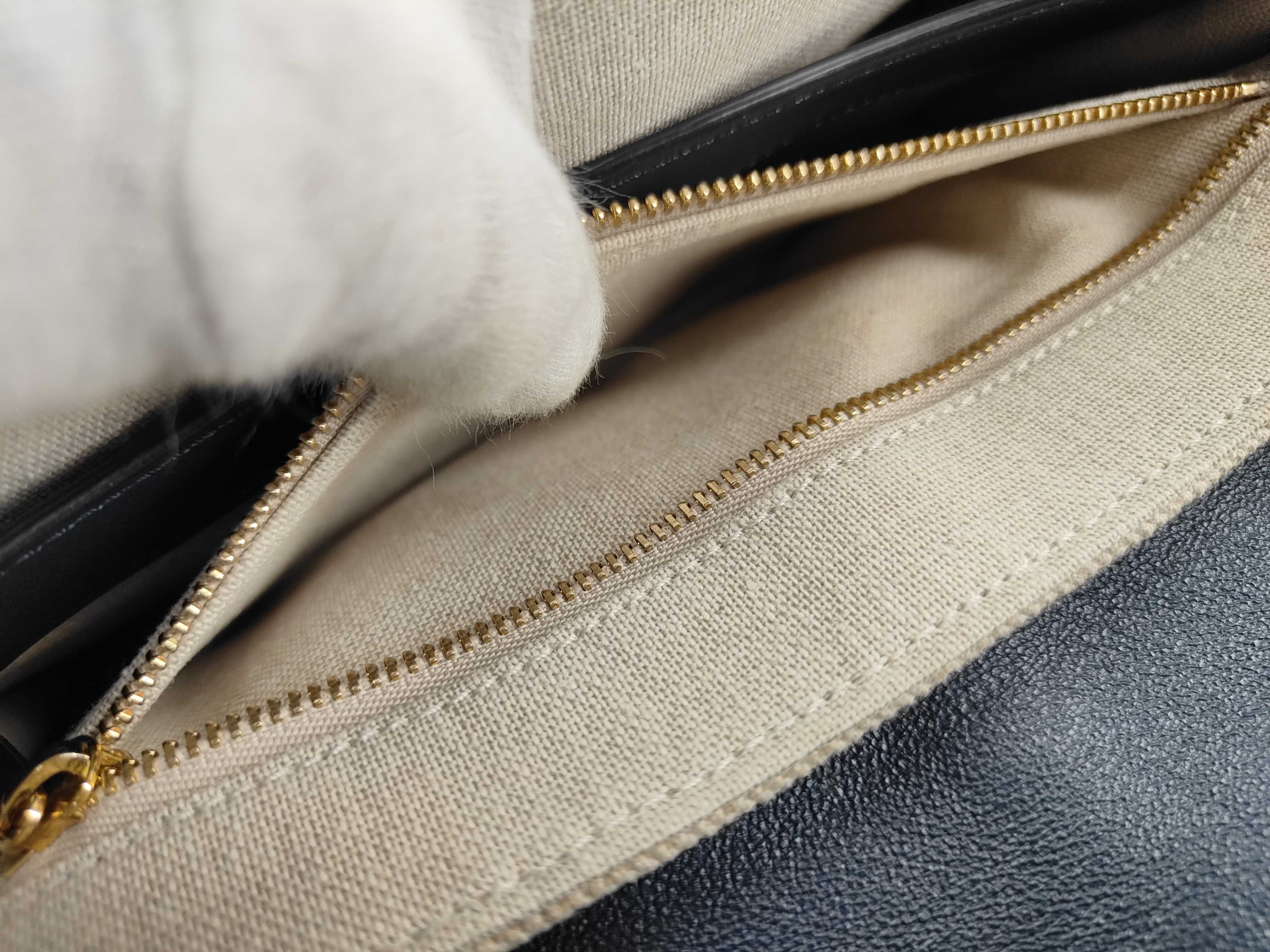 Seize Canvas Shoulder Bag — view 13