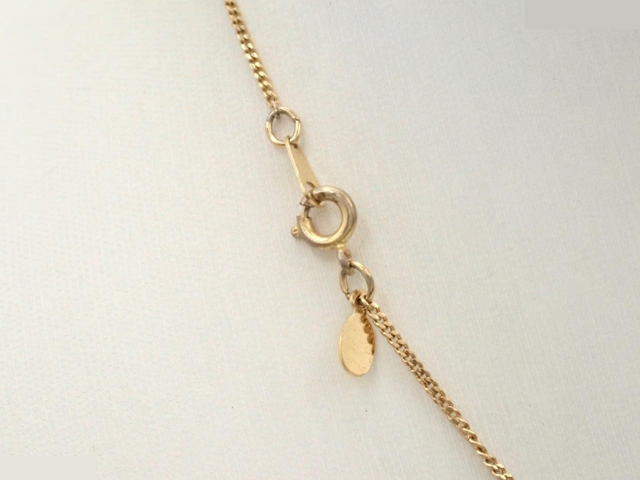 Other line: Precious metals, necklaces, pendants, neck circumference approximately 44 cm. — view 2