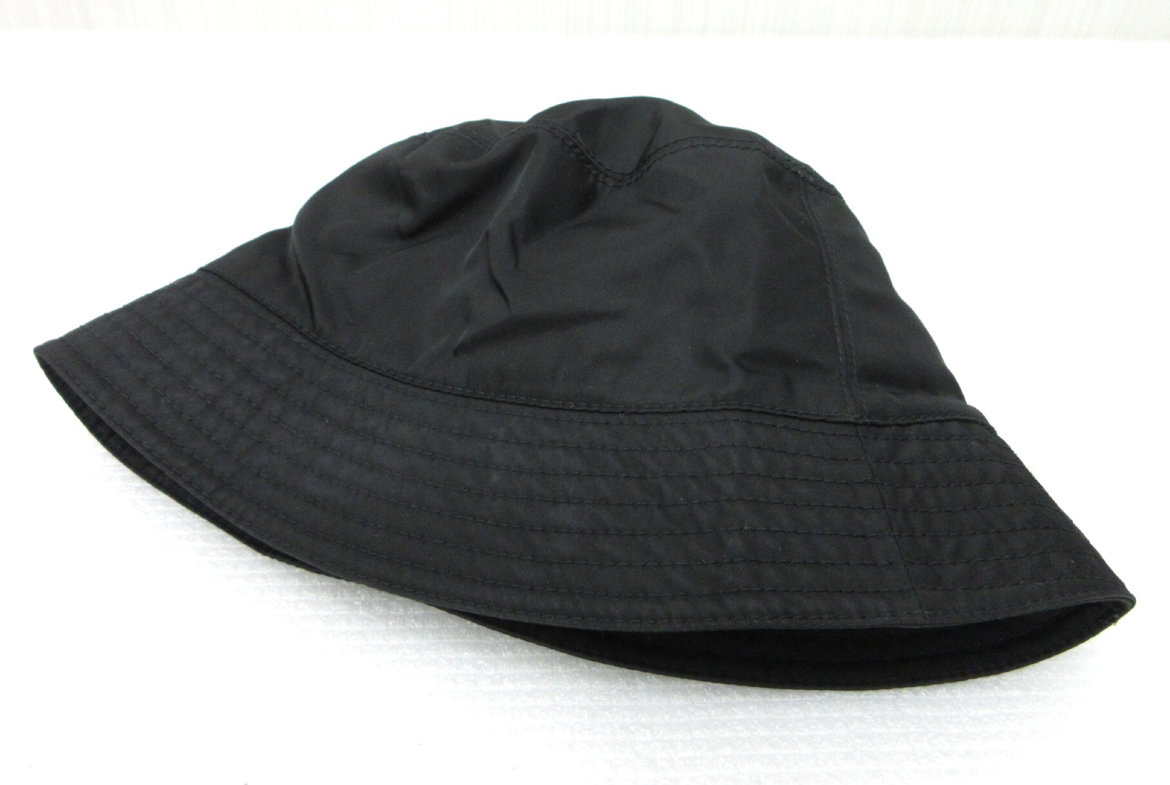 2HC137 Re-Nylon Bucket Hat, Size M (CN 58cm), Other Accessories — view 3