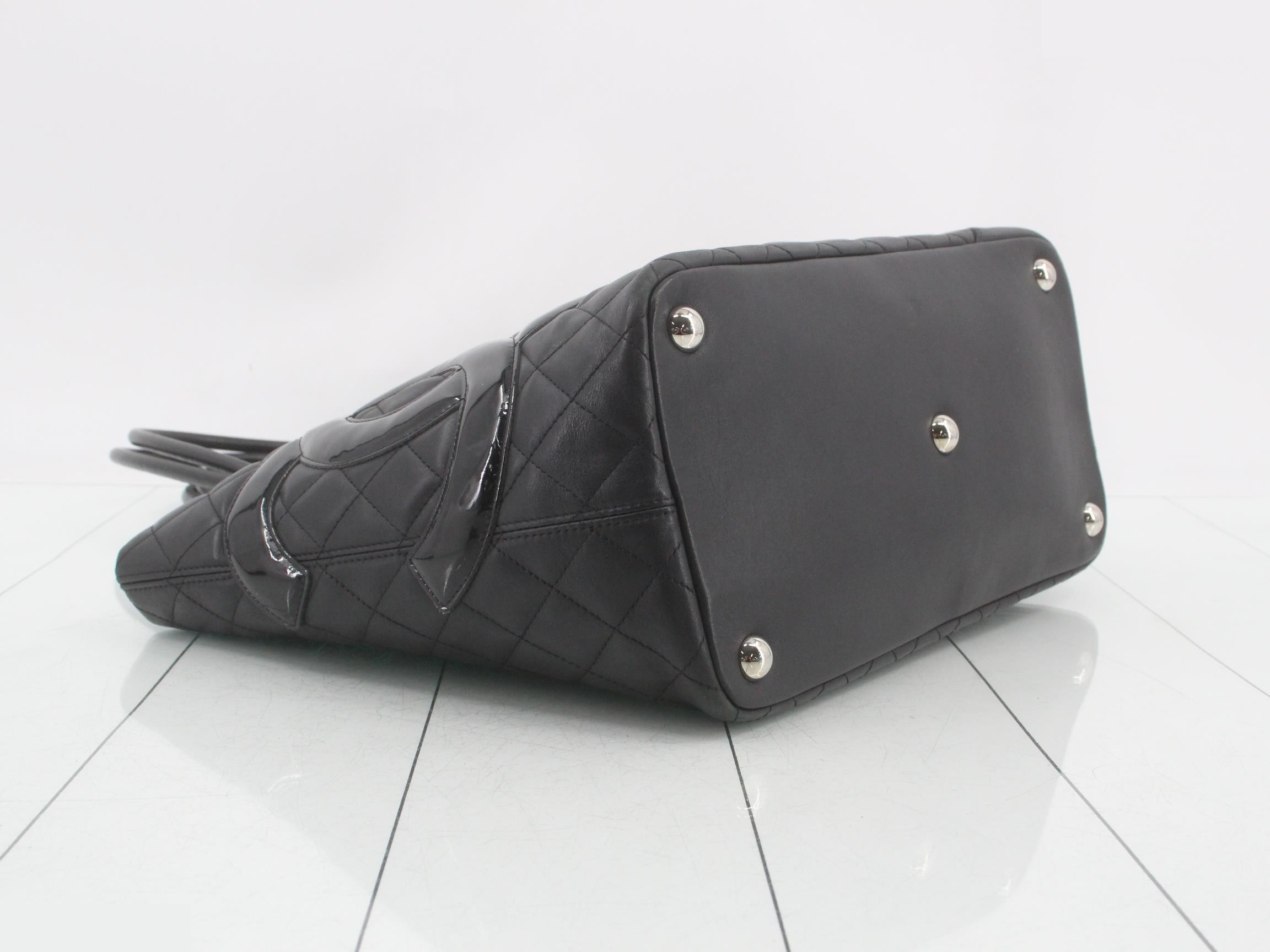 Matelassé Coco Mark Cambon Leather Handbag — view 5