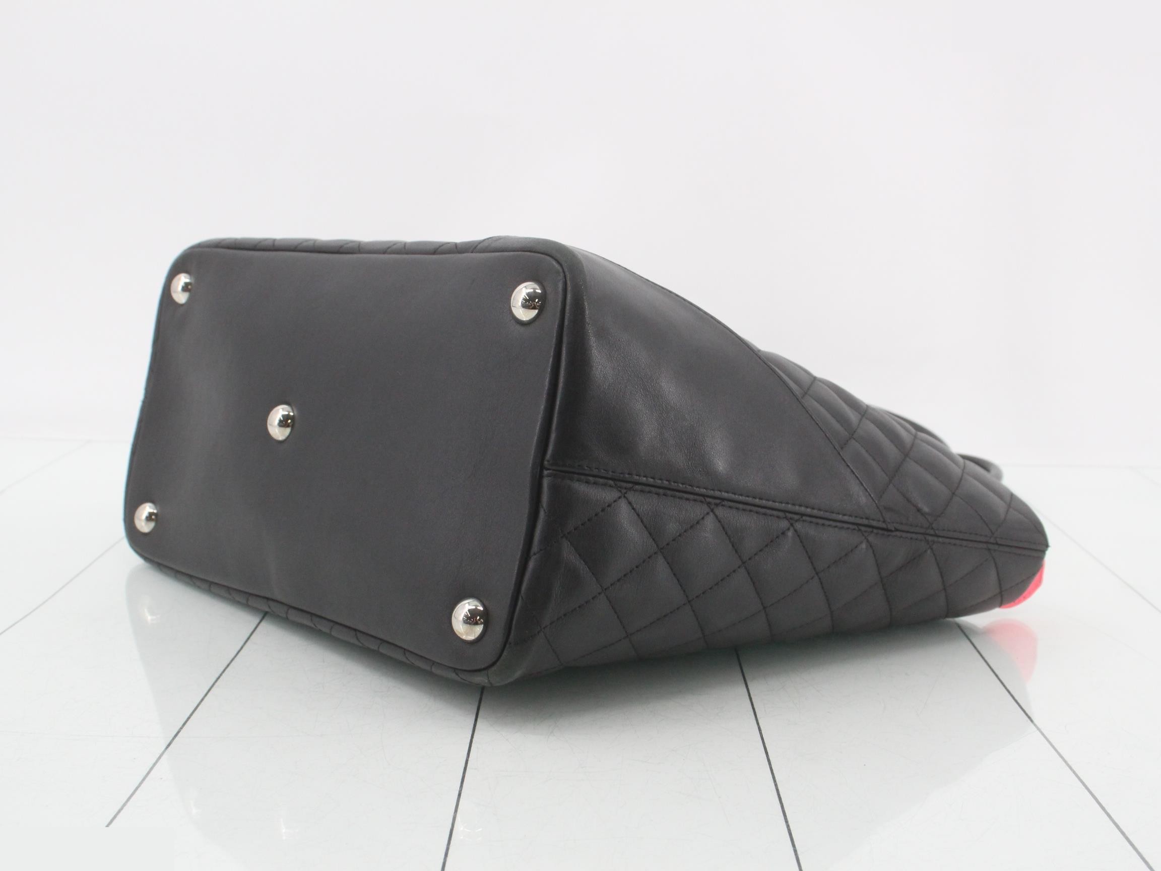 Matelassé Coco Mark Cambon Leather Handbag — view 6