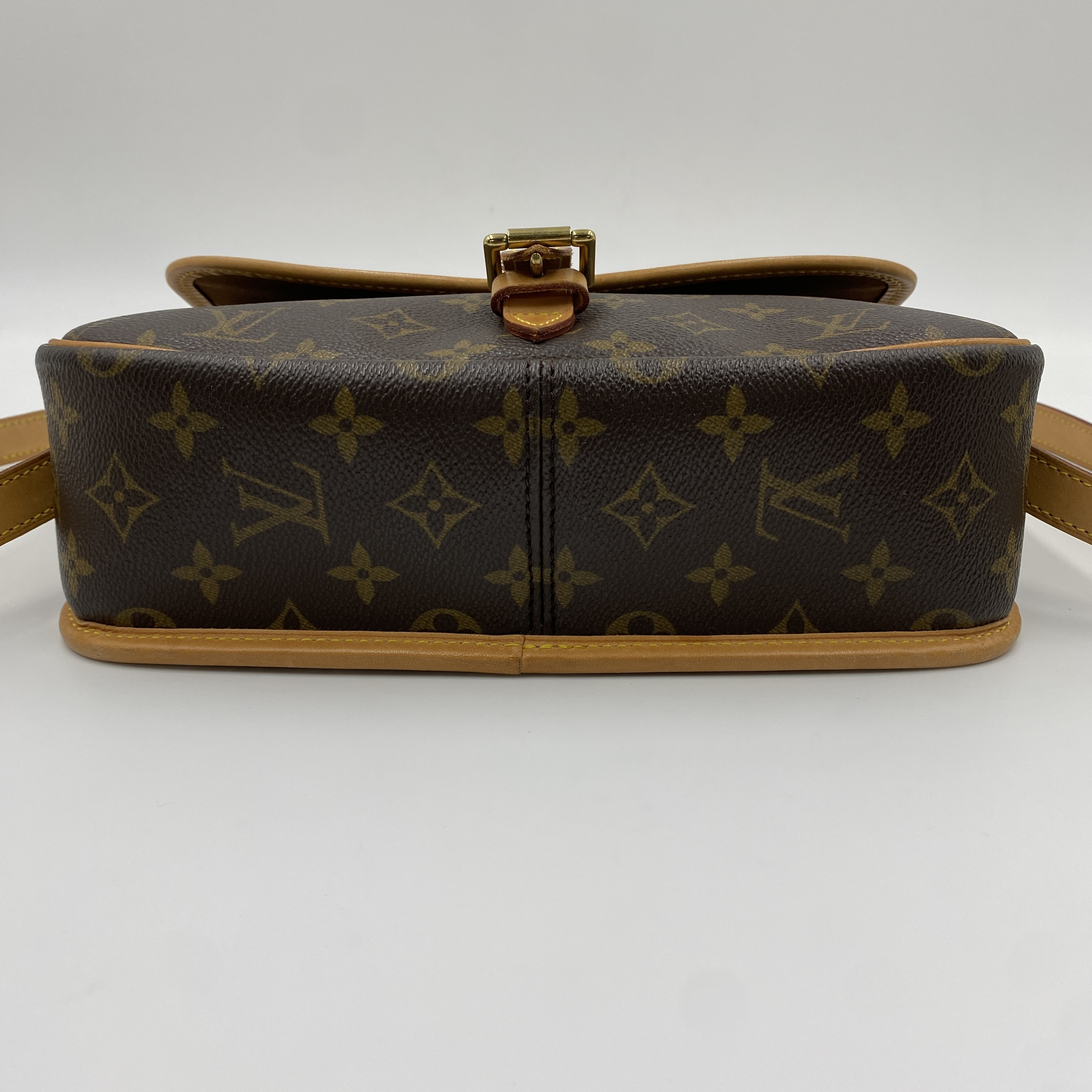 Monogram M42250 Sologne Shoulder Bag — view 6