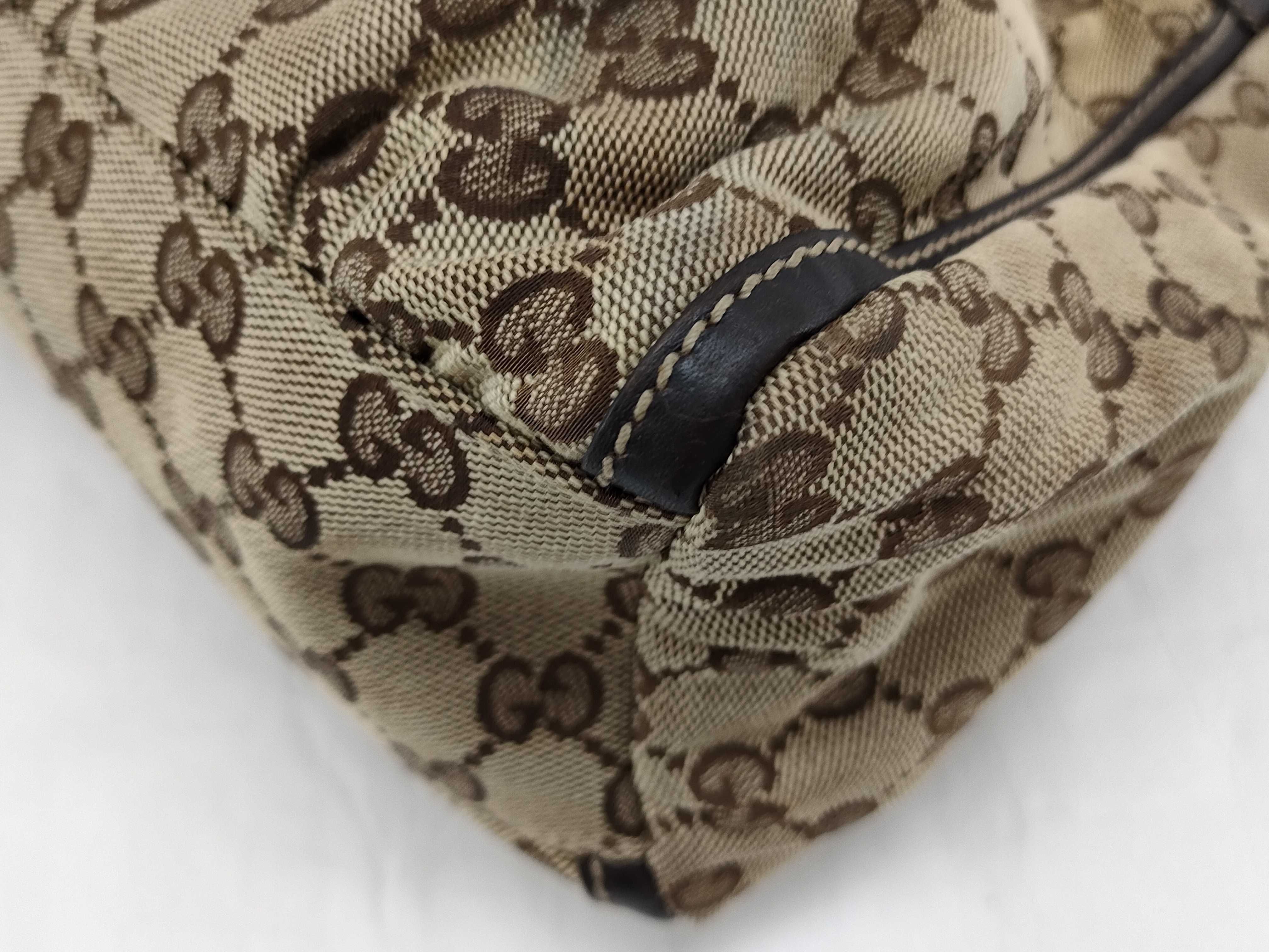 GG Canvas Gucci Abbey Shoulder Bag GG Canvas Shoulder Bag — view 7