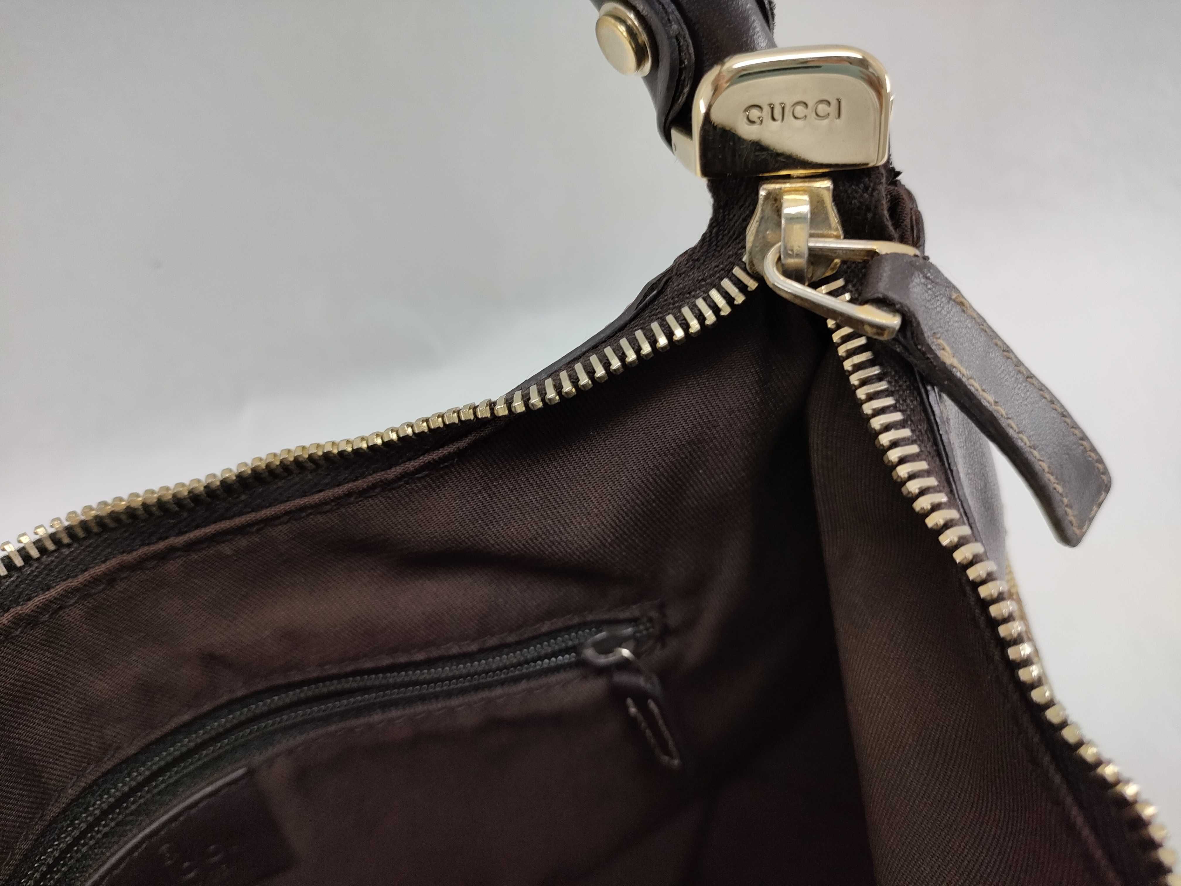 GG Canvas Gucci Abbey Shoulder Bag GG Canvas Shoulder Bag — view 9