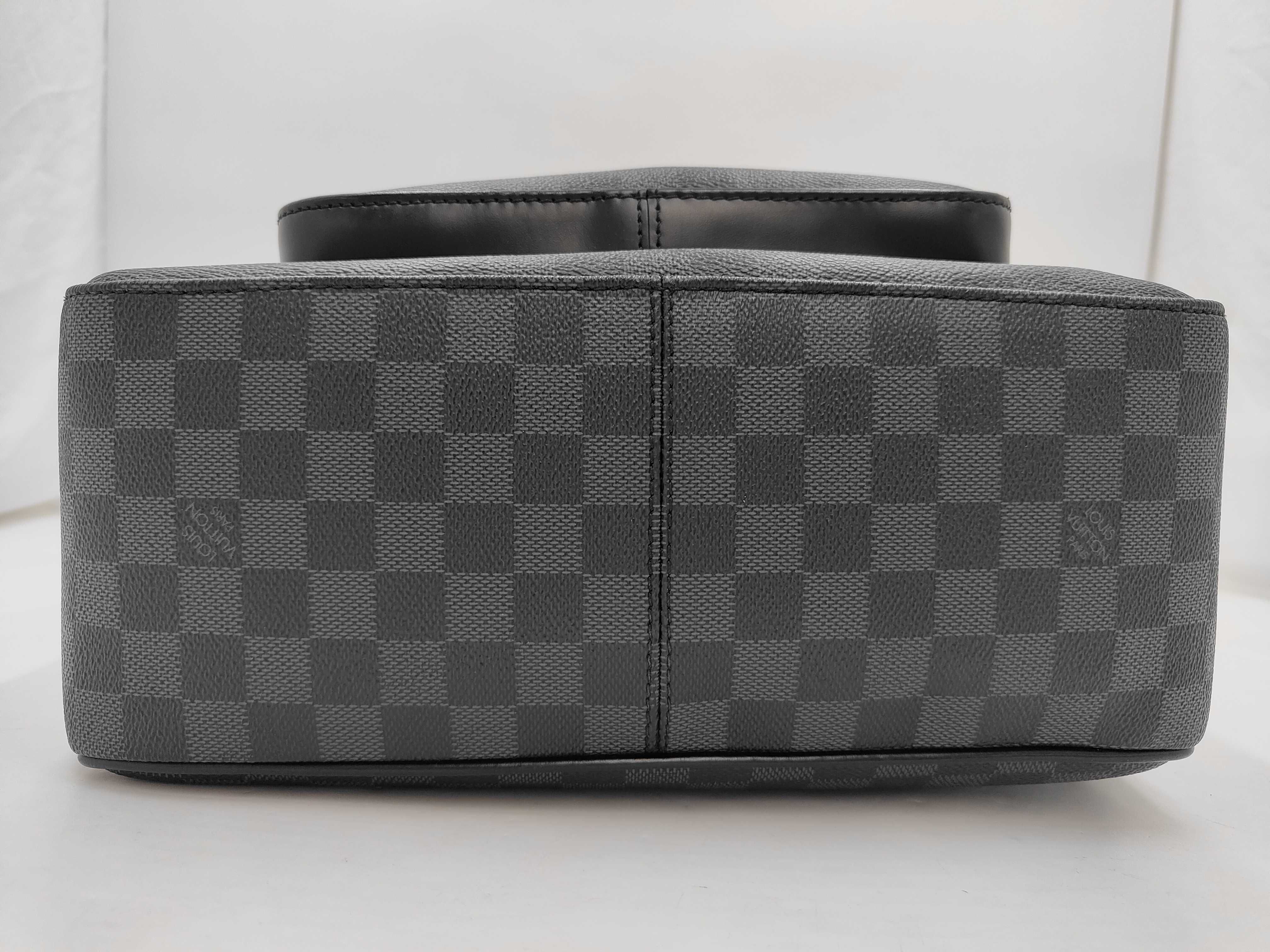 Damier Graphite Josh N41473 Backpack — view 3