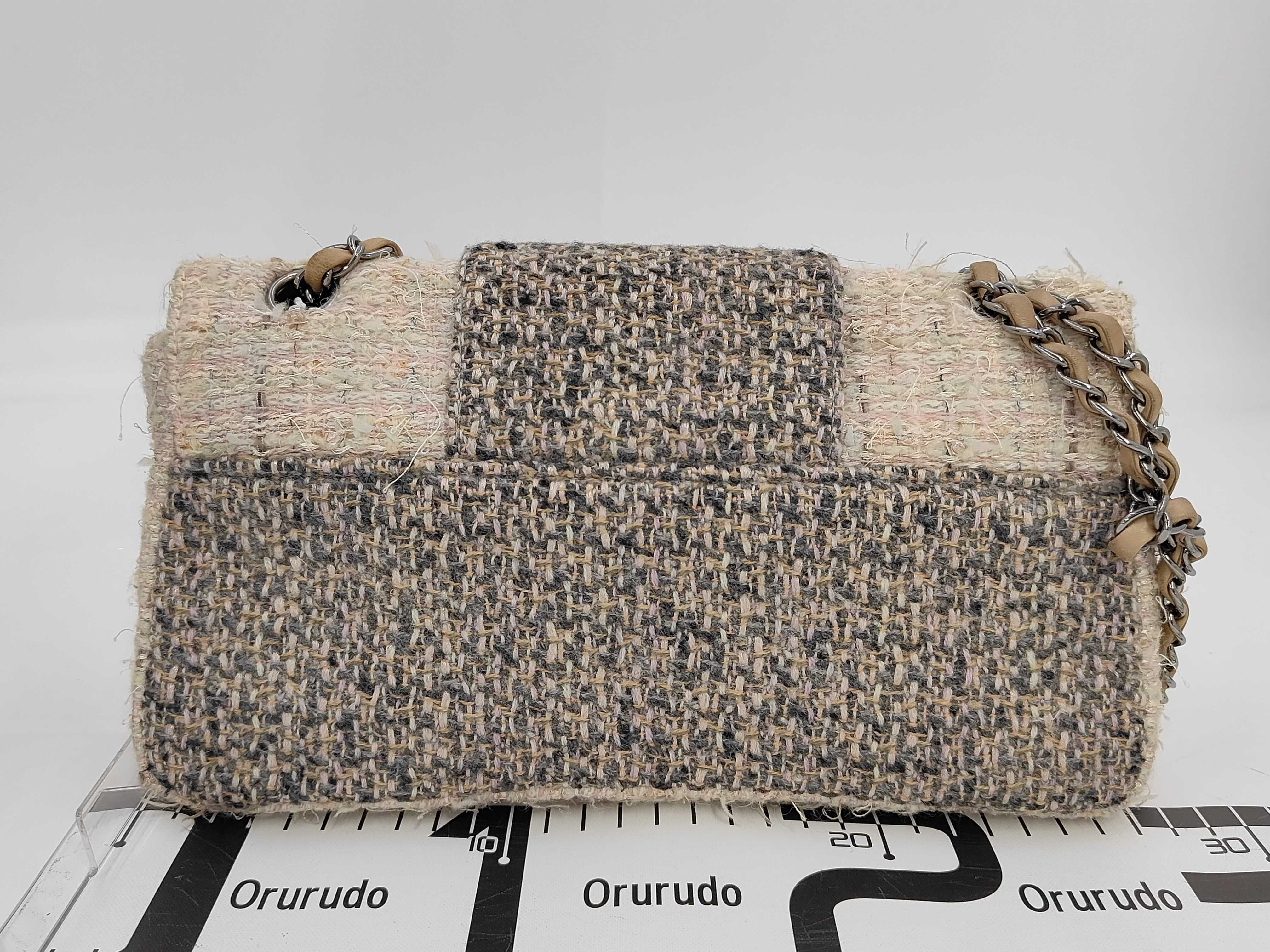 Tweed Chain Bag Shoulder Bag — view 2