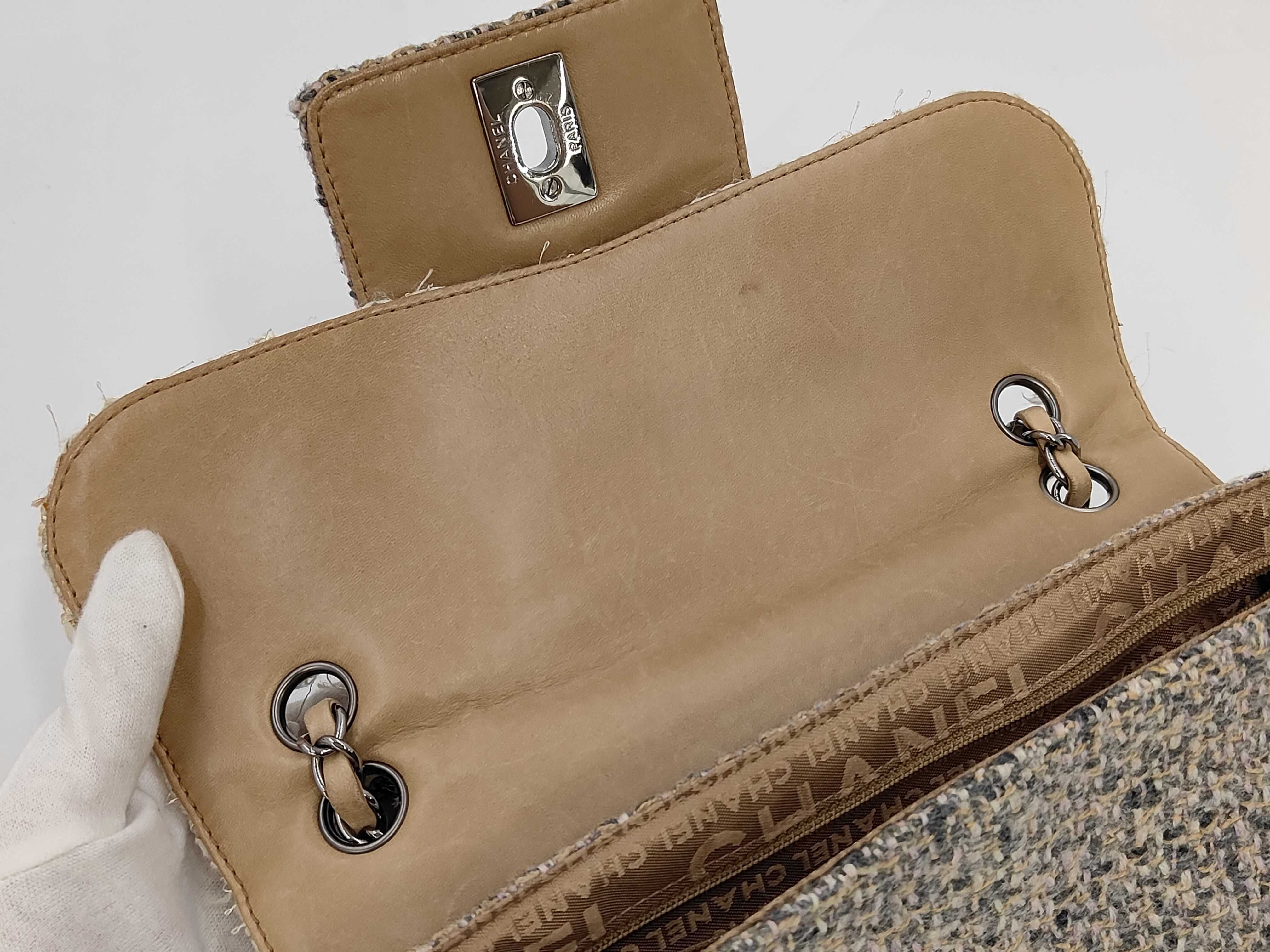Tweed Chain Bag Shoulder Bag — view 13