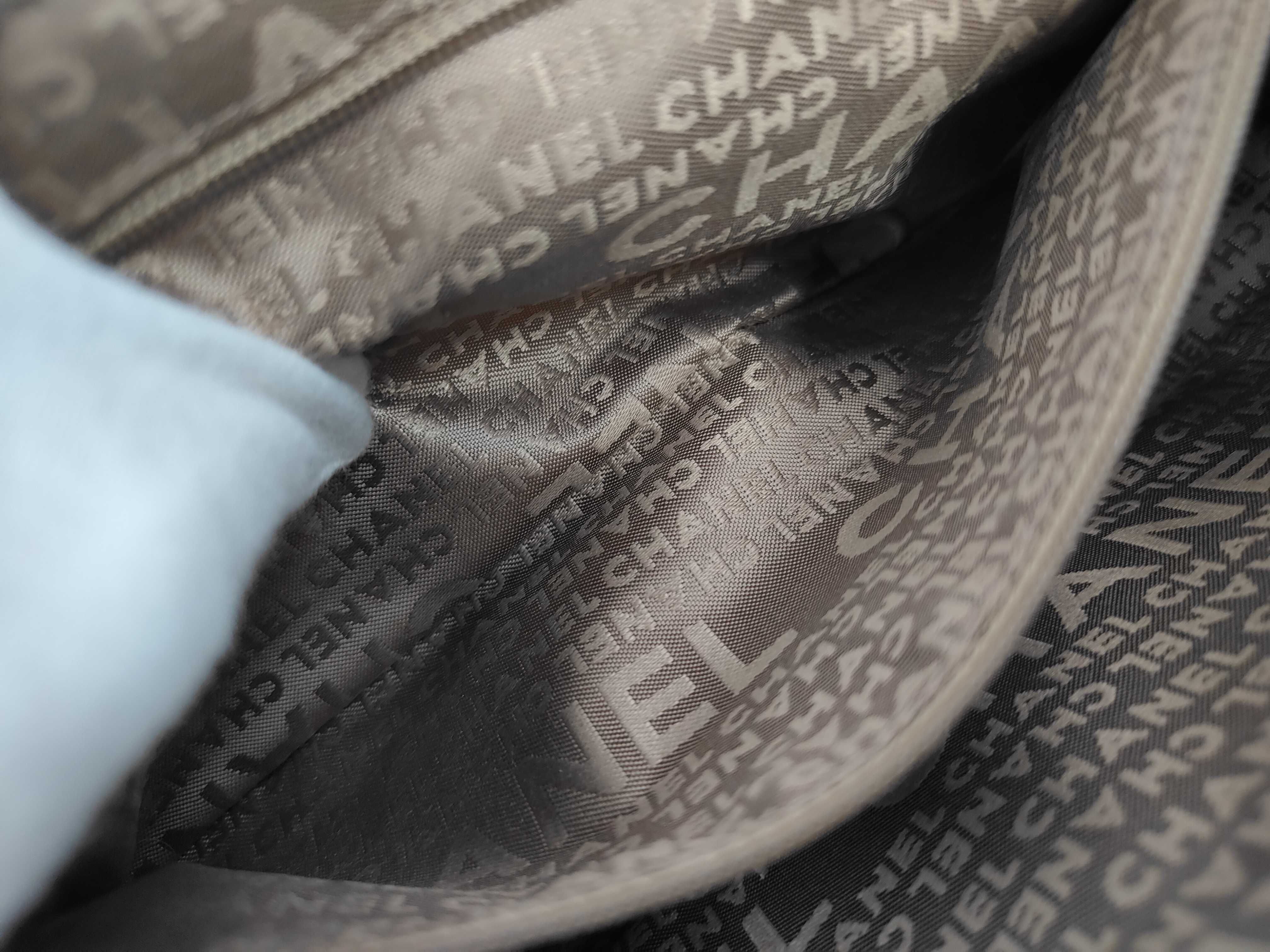 Tweed Chain Bag Shoulder Bag — view 9