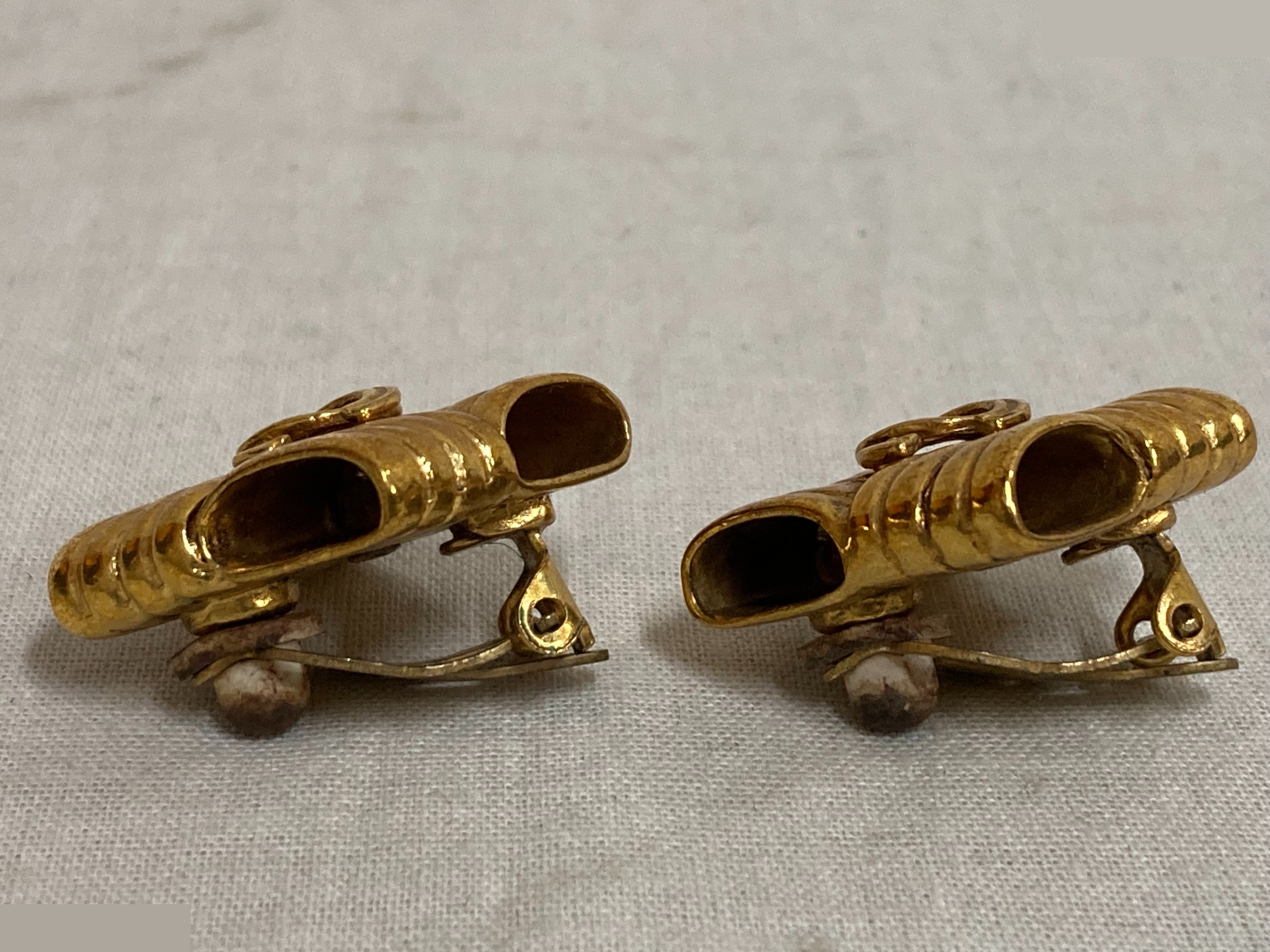 earrings — view 4
