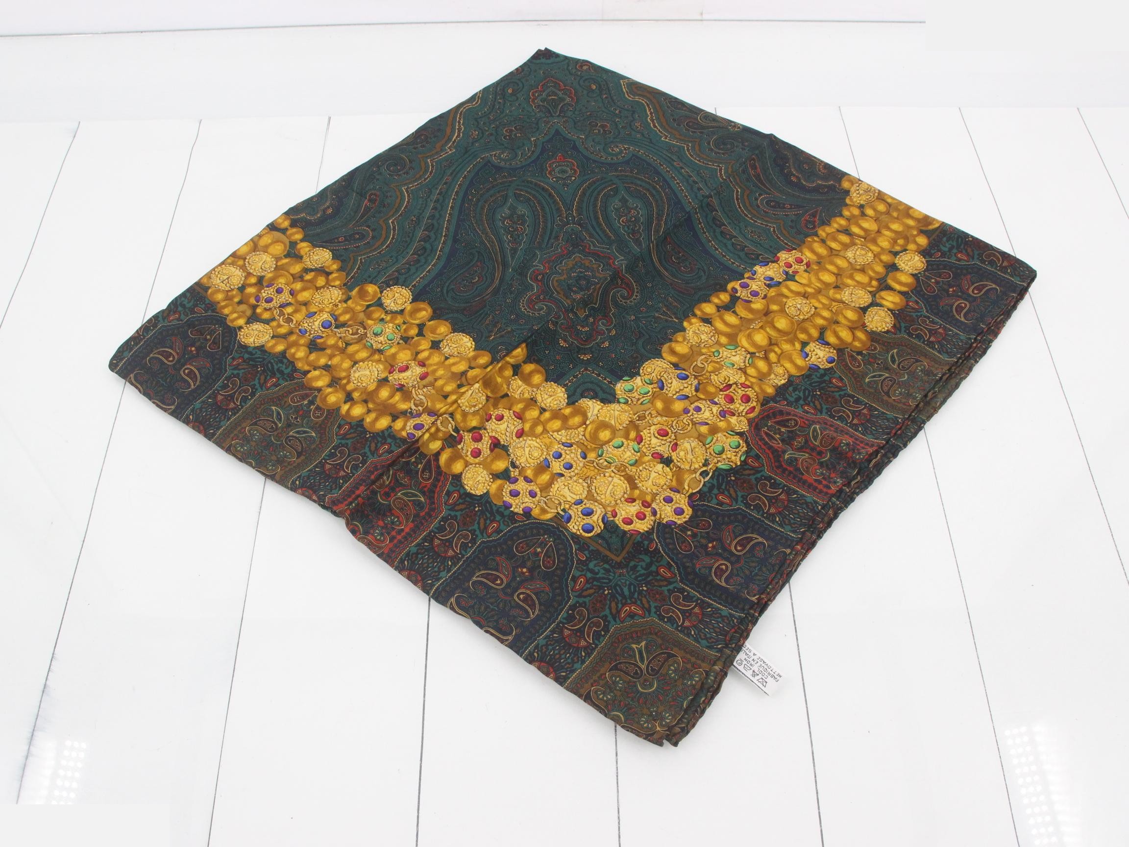 Scarf with tag — view 2